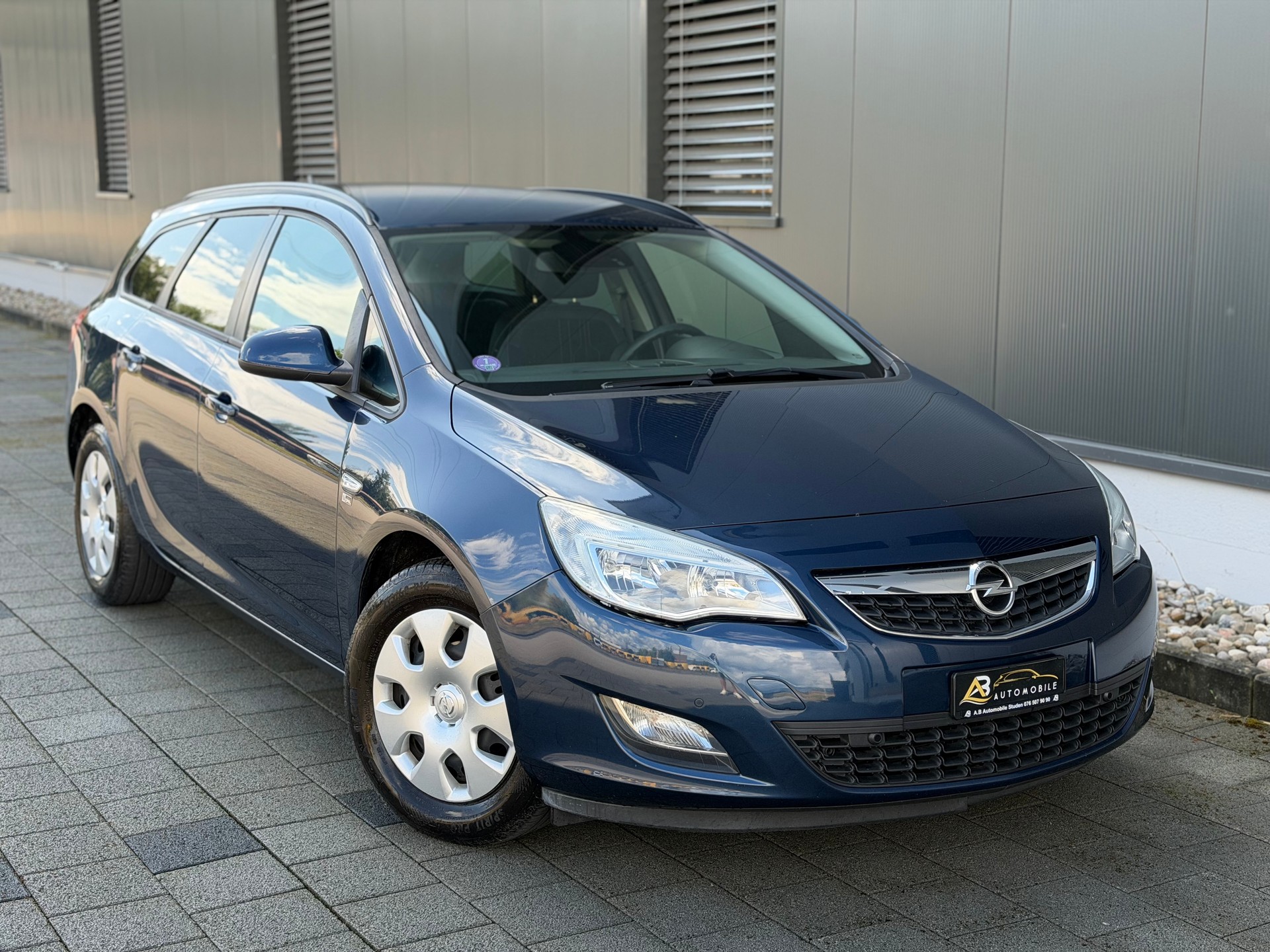 OPEL Astra SportsTourer 1.4i 16V Turbo Sport