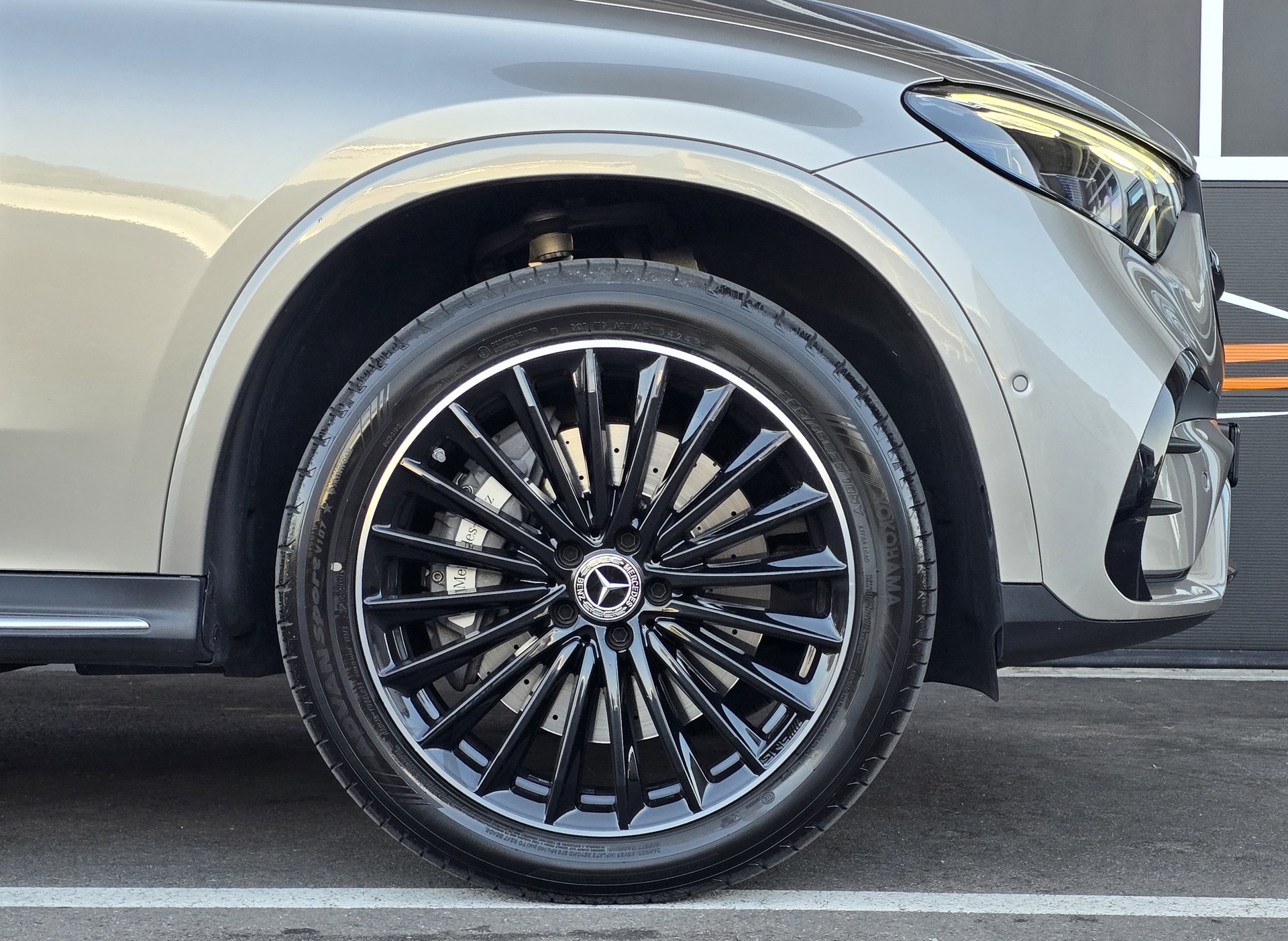 MERCEDES-BENZ GLC 400 e 4Matic 9G-Tronic-showroom-element-1