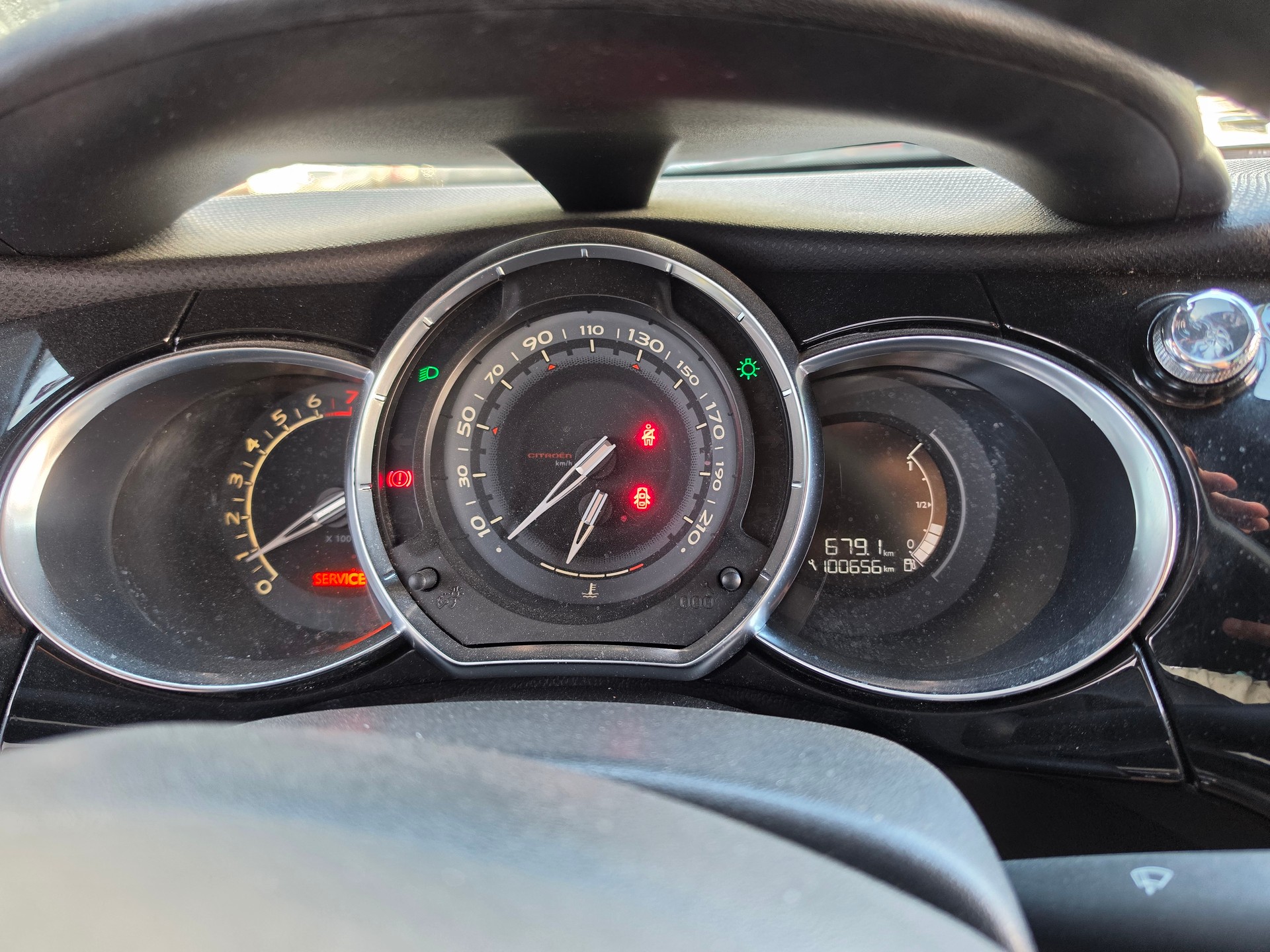DS AUTOMOBILES DS3 1.6 VTi Ultra Prestige-image-9