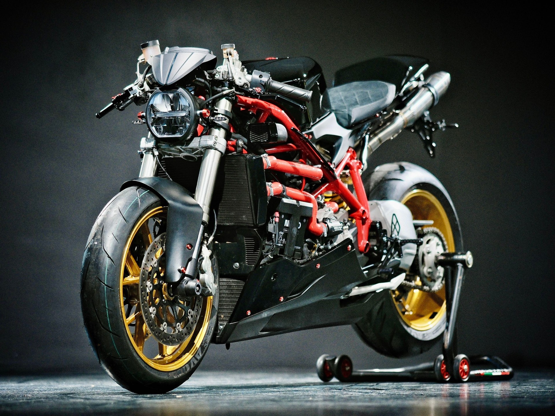 DUCATI 848 Superbike-image-0