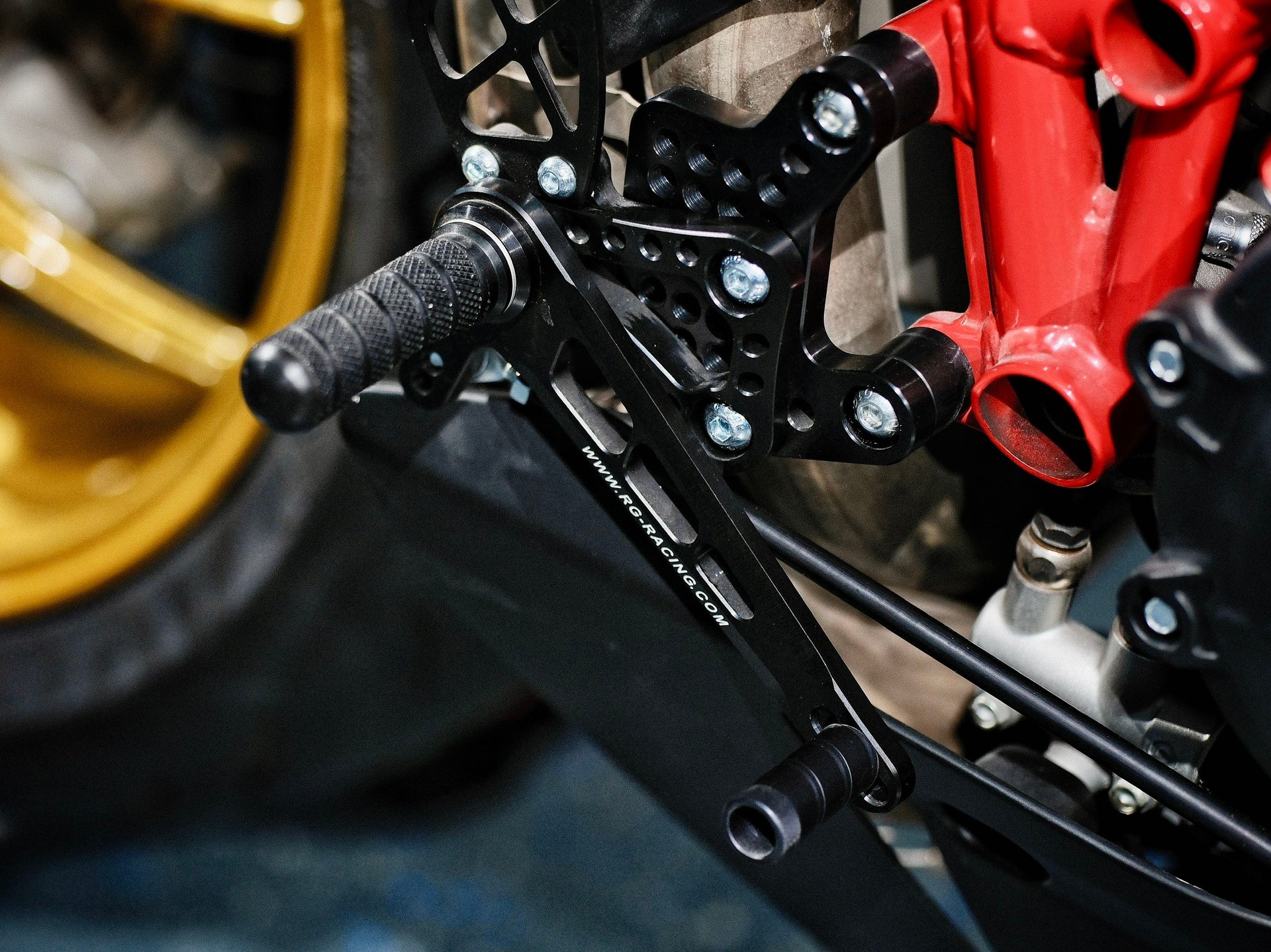 DUCATI 848 Superbike-image-11
