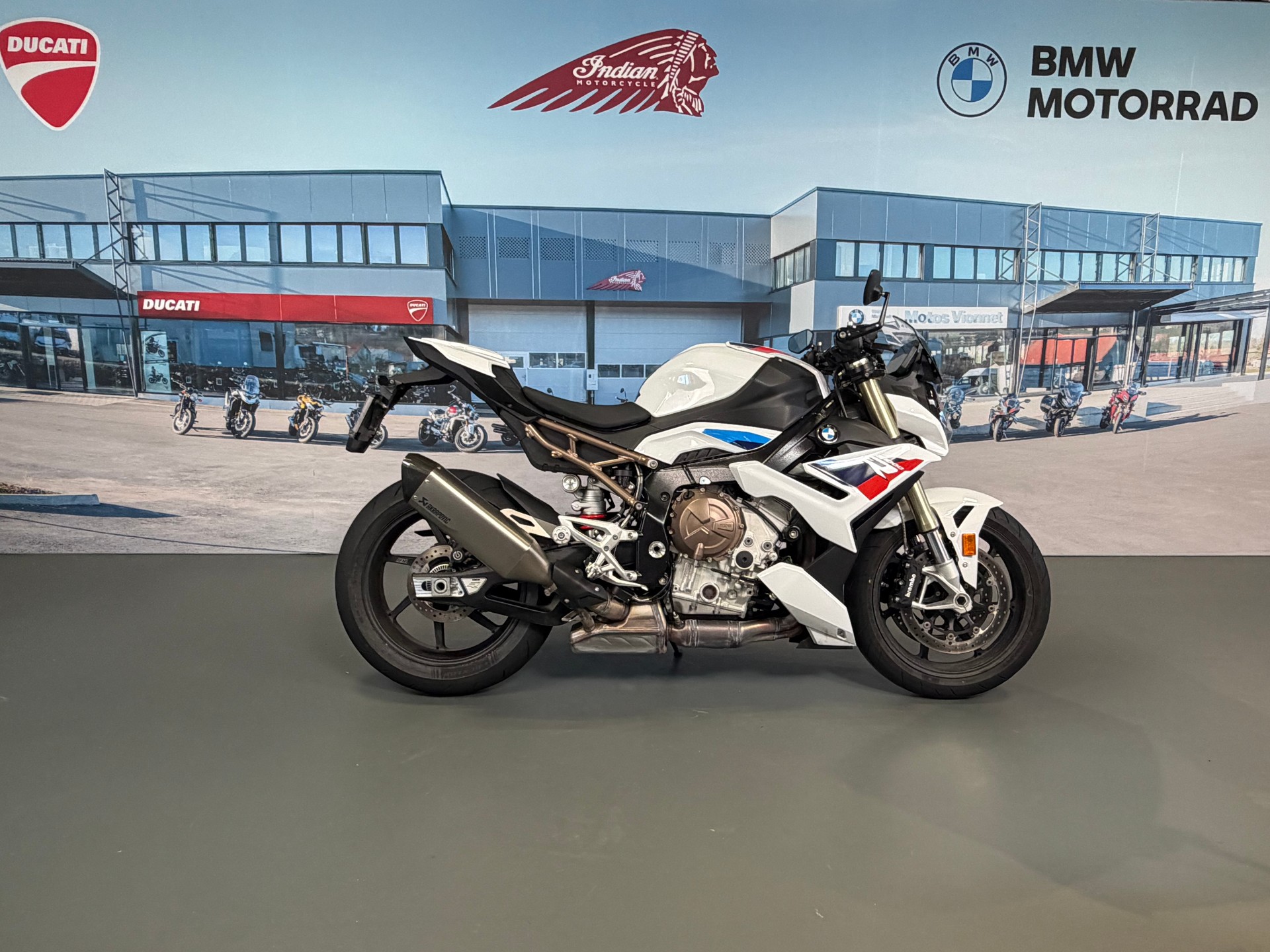 BMW S 1000 R-image-5