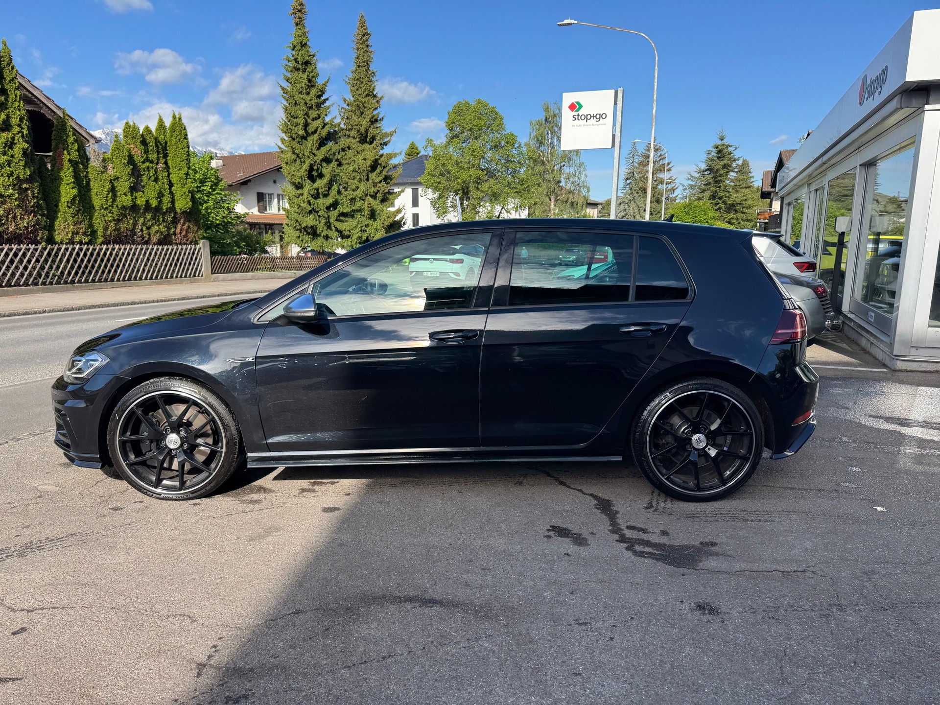 VW Golf 2.0 TSI R 4Motion DSG-image-8