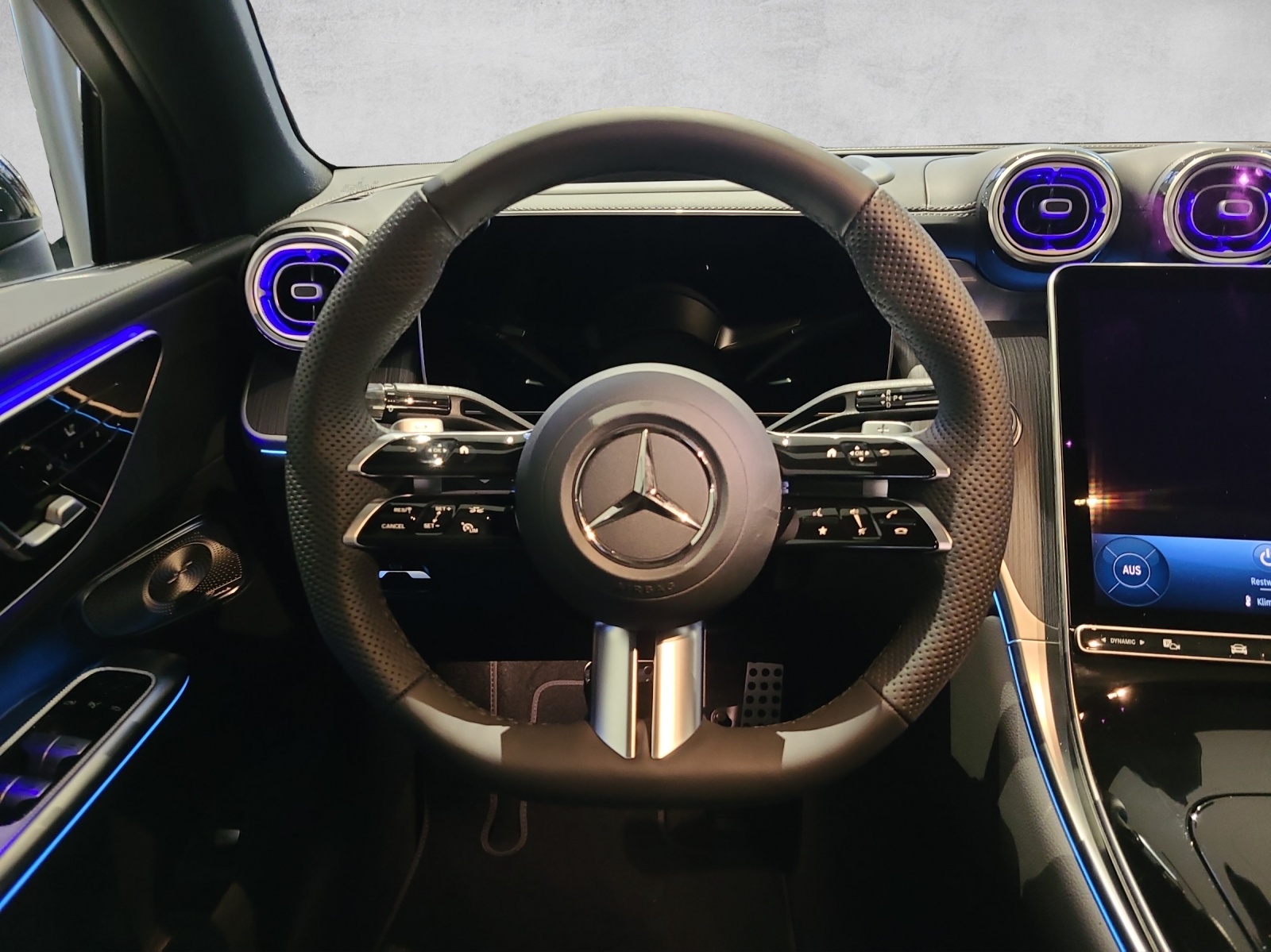 MERCEDES-BENZ GLC 220 d 4M AMG Coupé C254-image-4