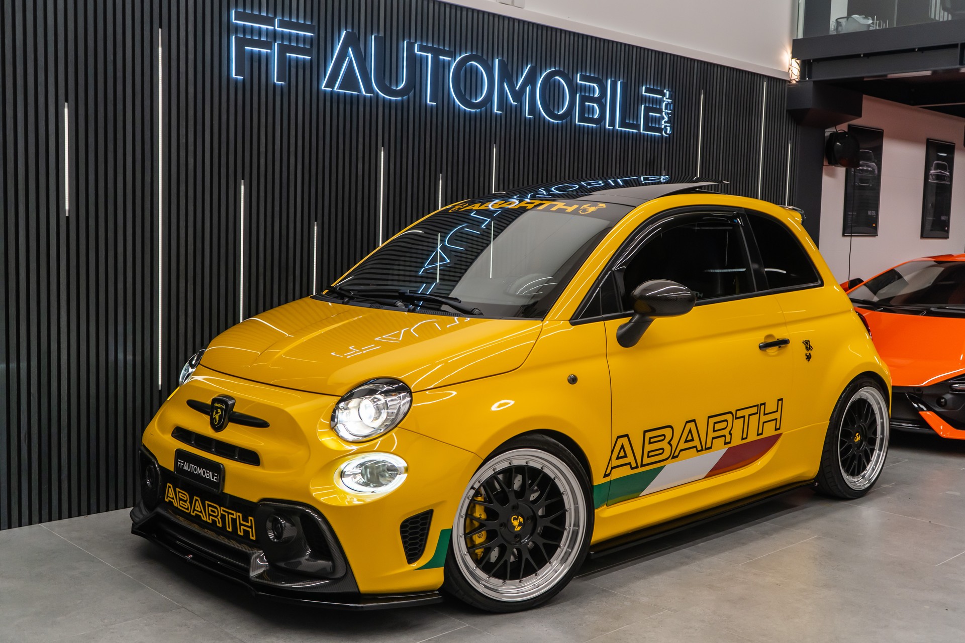 FIAT 595 1.4 16V Turbo Abarth Competizione Dualogic / ITALINIESCHER FLITZER / HAMMER LOOK-showroom-element-1