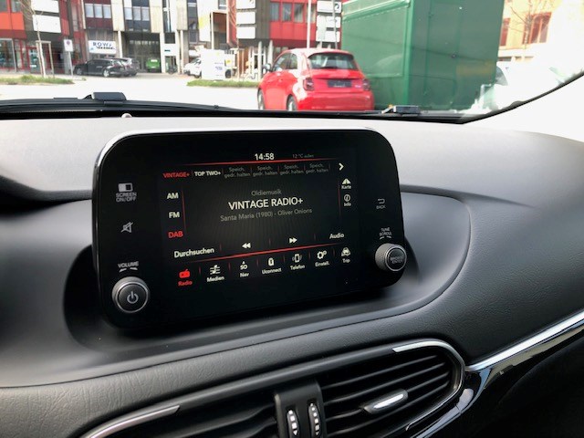 FIAT TIPO 1.6MJ Station Wagon RED-image-5