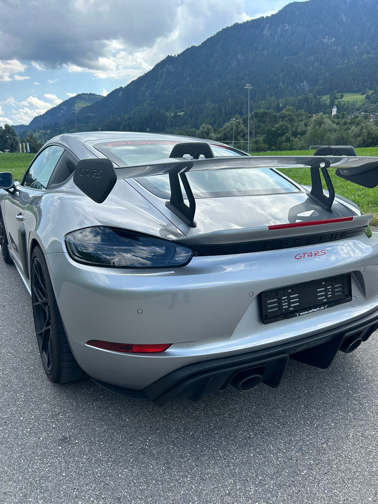 PORSCHE 718 Cayman GT4 RS PDK-image-3