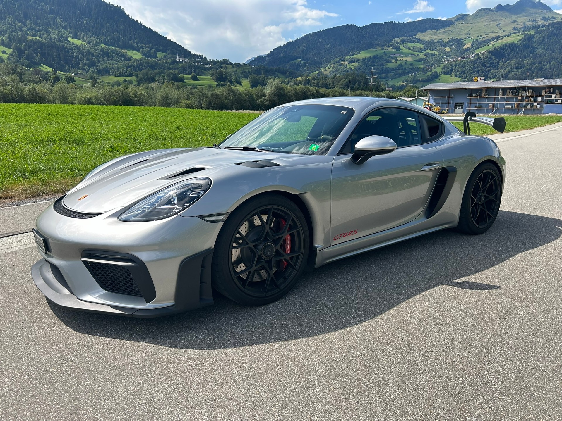 PORSCHE 718 Cayman GT4 RS PDK-image-1