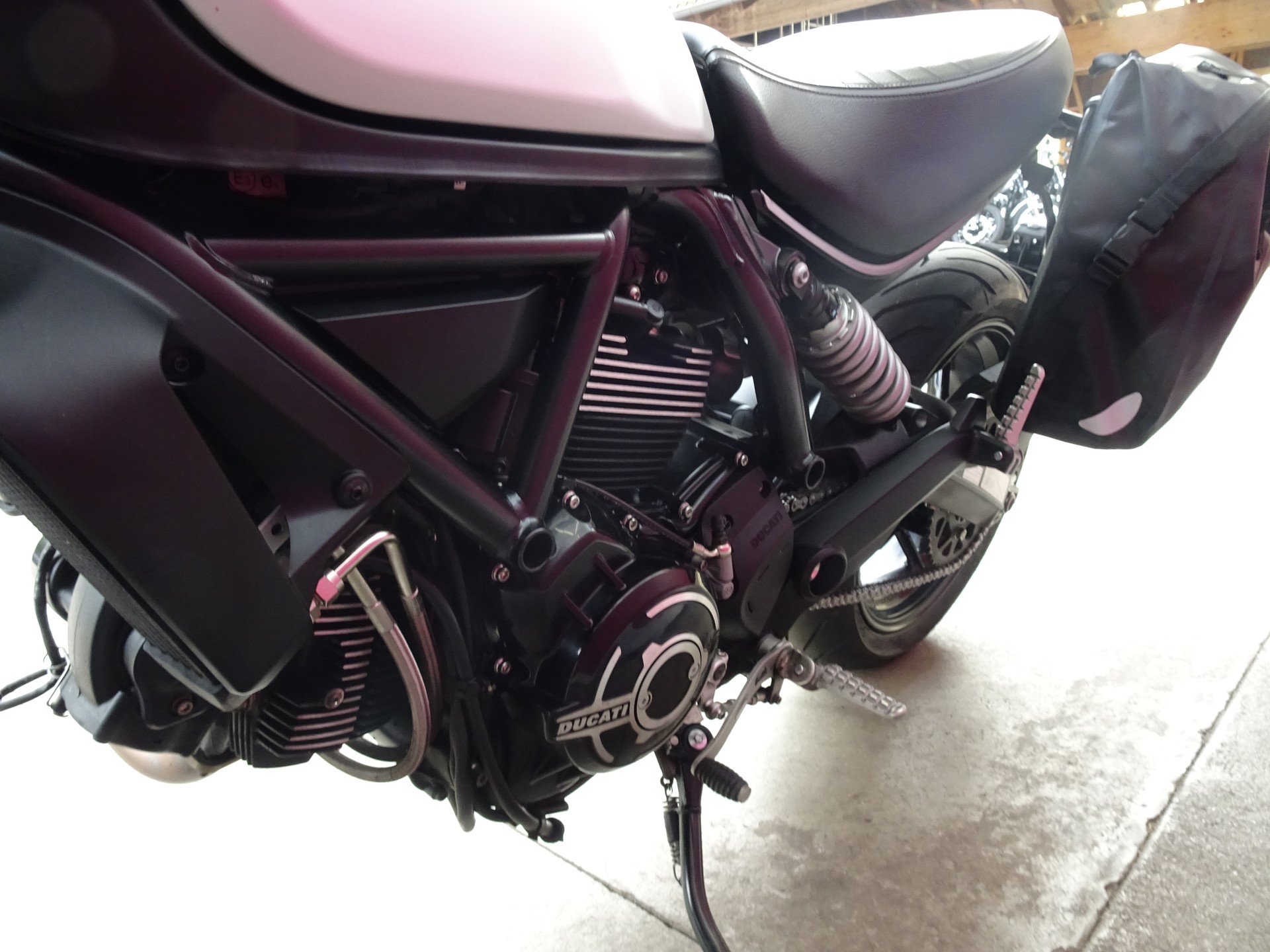DUCATI Scrambler 803 Icon Dark-image-12