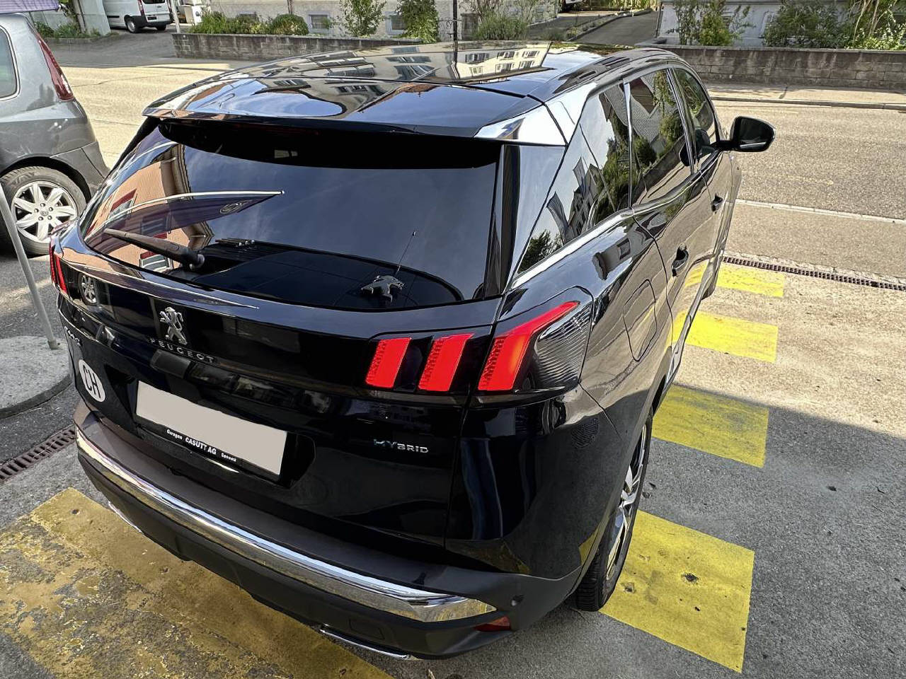 PEUGEOT 3008 1.6 Plug-in Hybrid GT-image-8