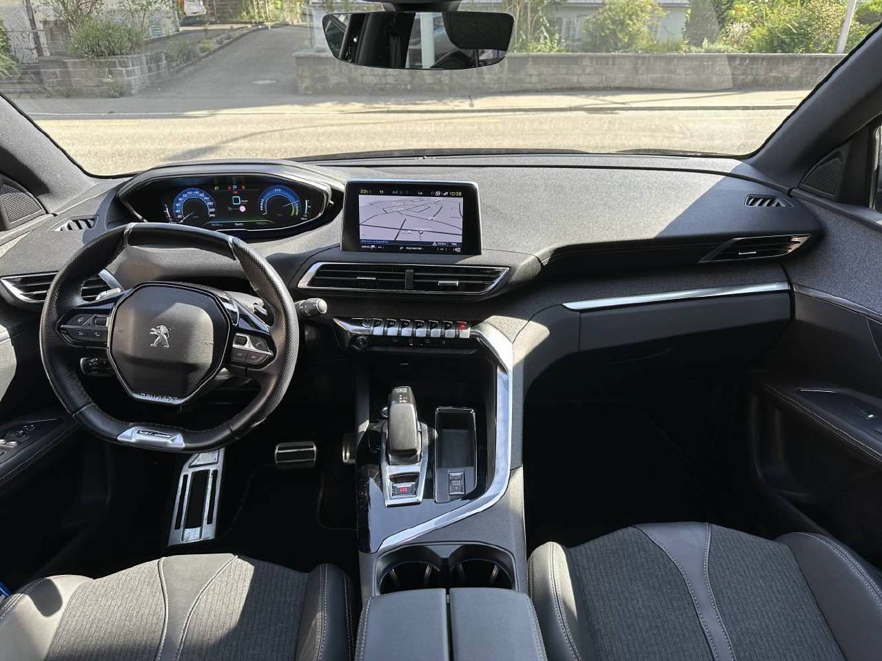 PEUGEOT 3008 1.6 Plug-in Hybrid GT-image-12