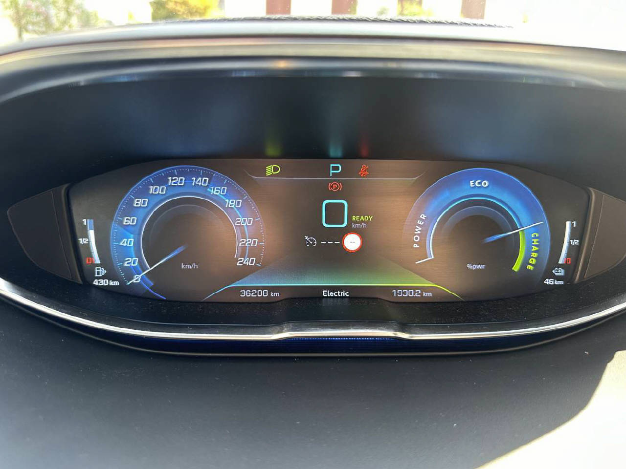 PEUGEOT 3008 1.6 Plug-in Hybrid GT-image-13