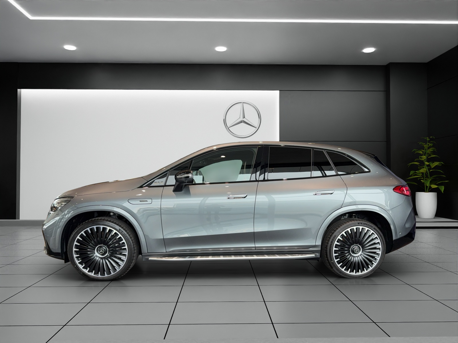 MERCEDES-BENZ EQE SUV AMG 43 4 Matic-showroom-element-2