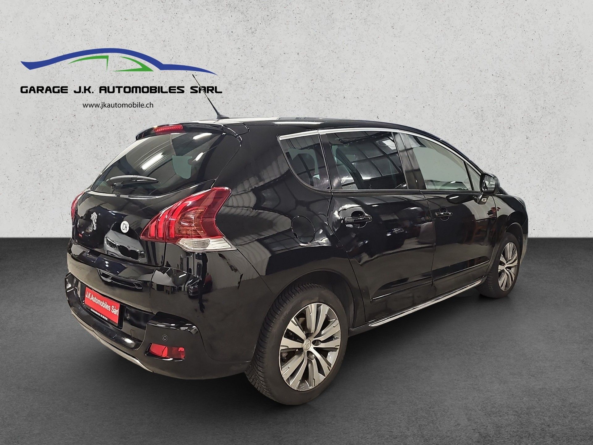 PEUGEOT 3008 1.6 16V T Allure Tiptronic-image-11