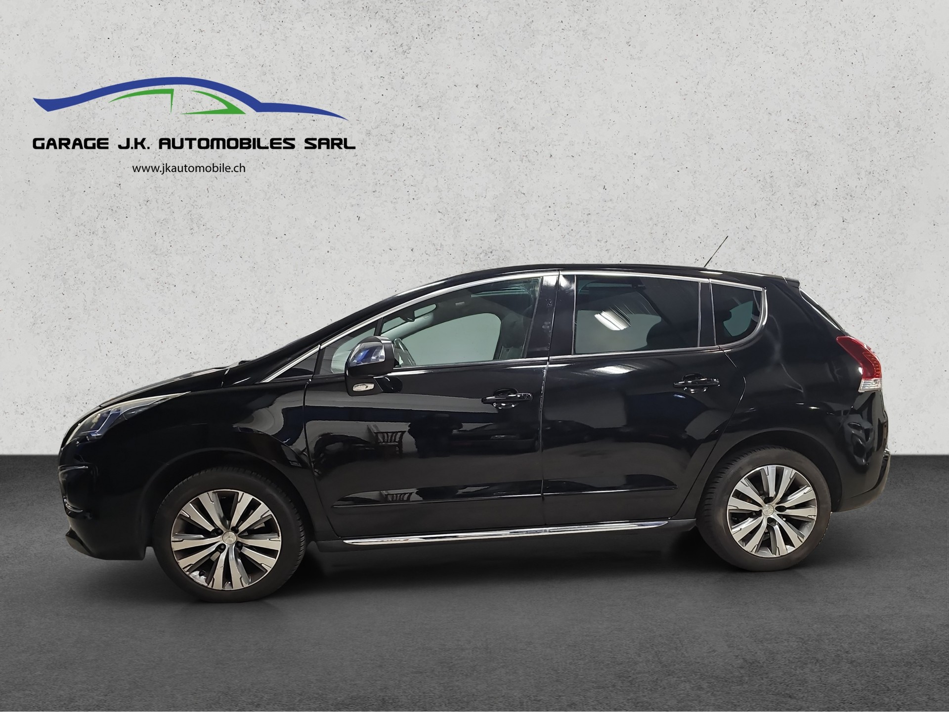 PEUGEOT 3008 1.6 16V T Allure Tiptronic-image-13