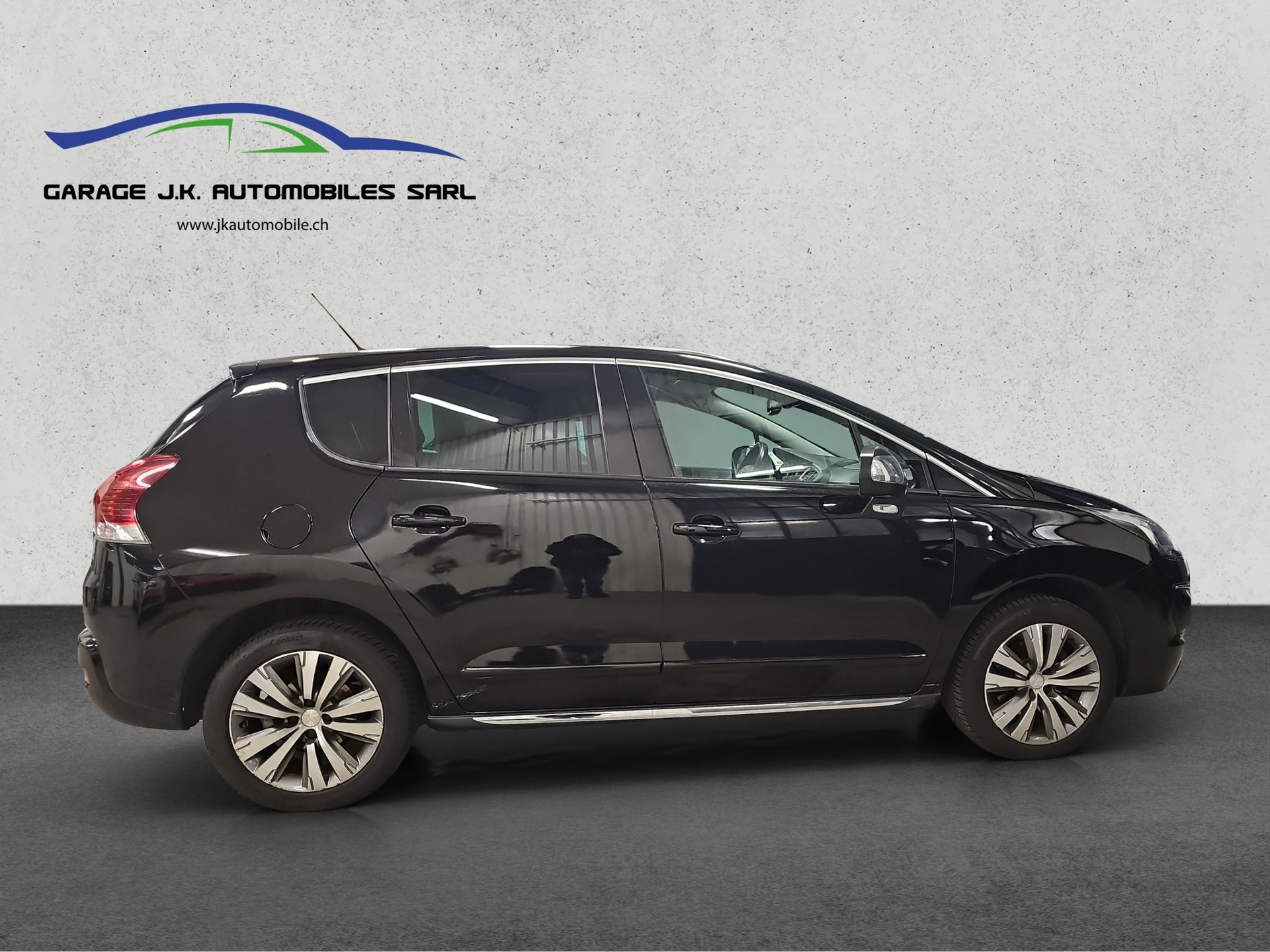PEUGEOT 3008 1.6 16V T Allure Tiptronic-image-10