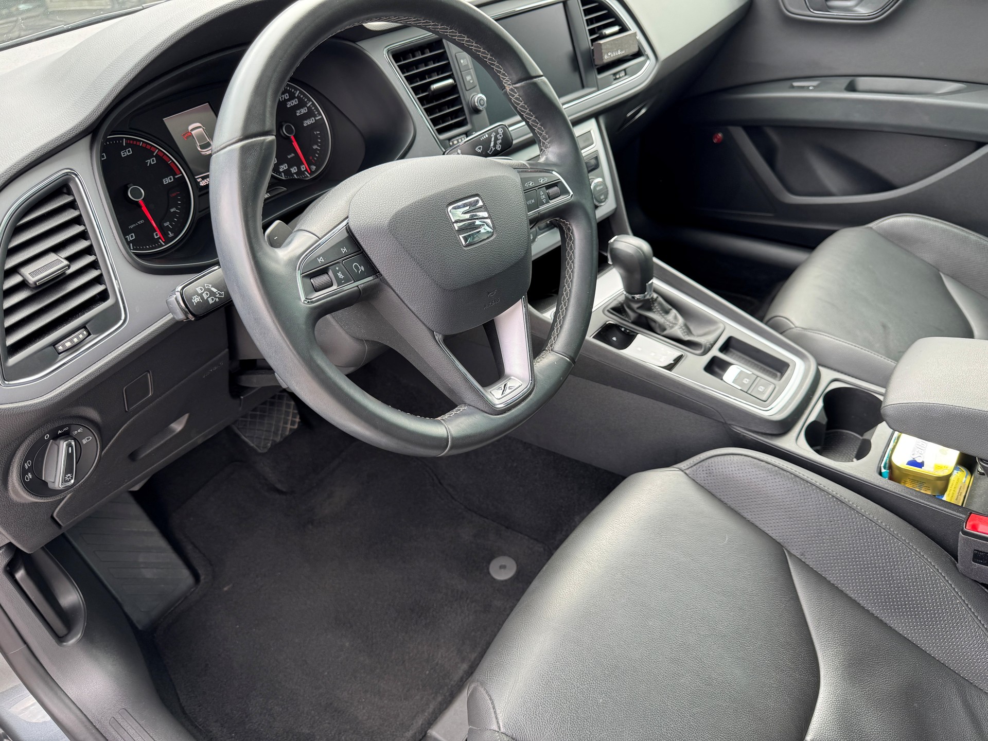 SEAT Leon 1.8 TSI Xcellence DSG-image-8