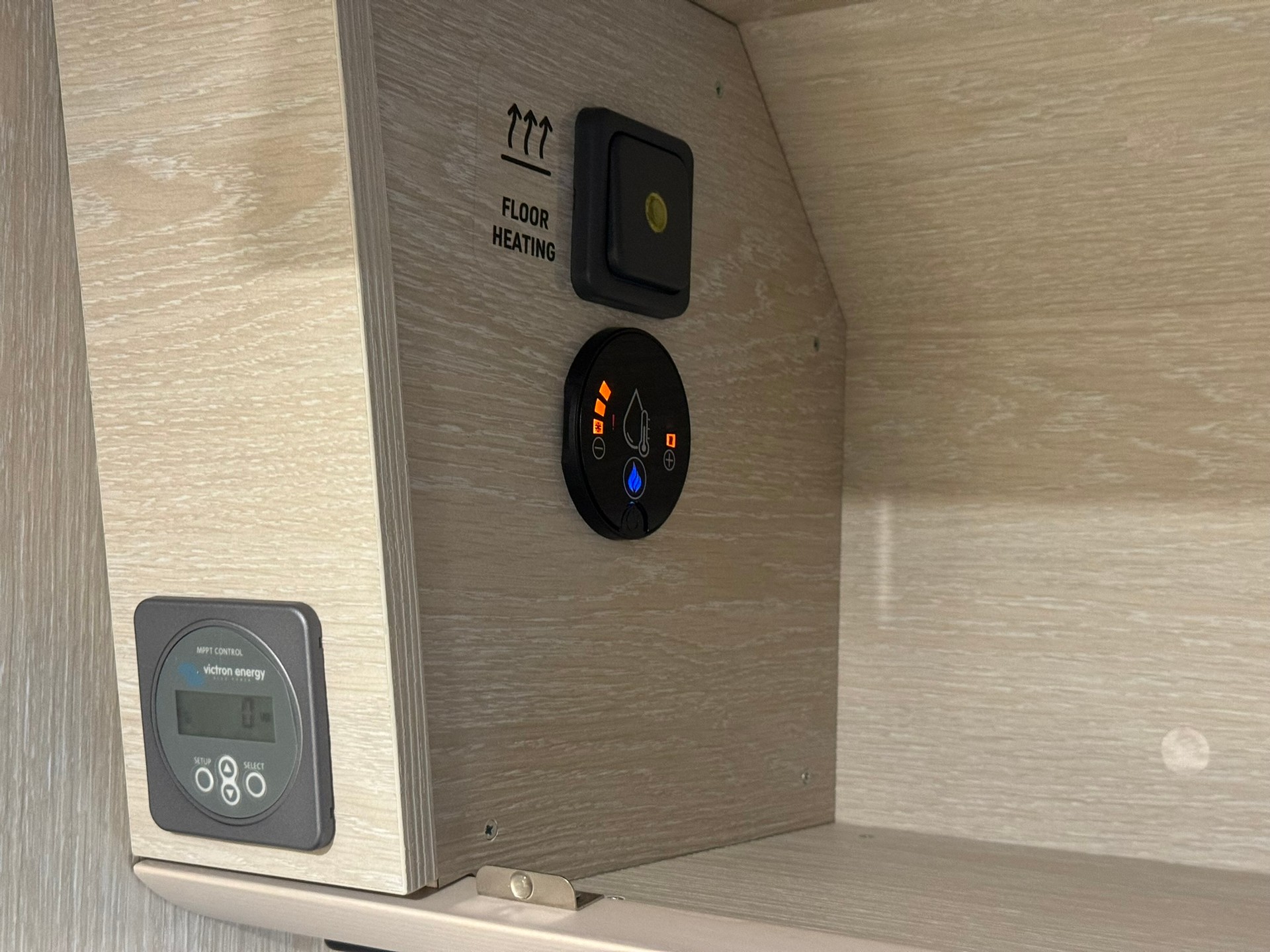 TOURNE MOBIL 6.0 - 180 PS Cruise / Heavy / Automat-image-13