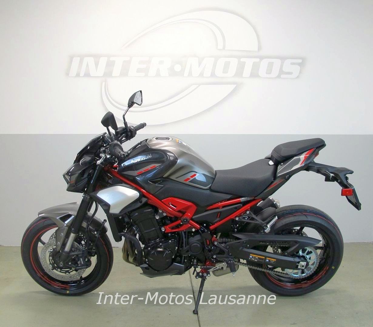 KAWASAKI Z900 MY25-image-3