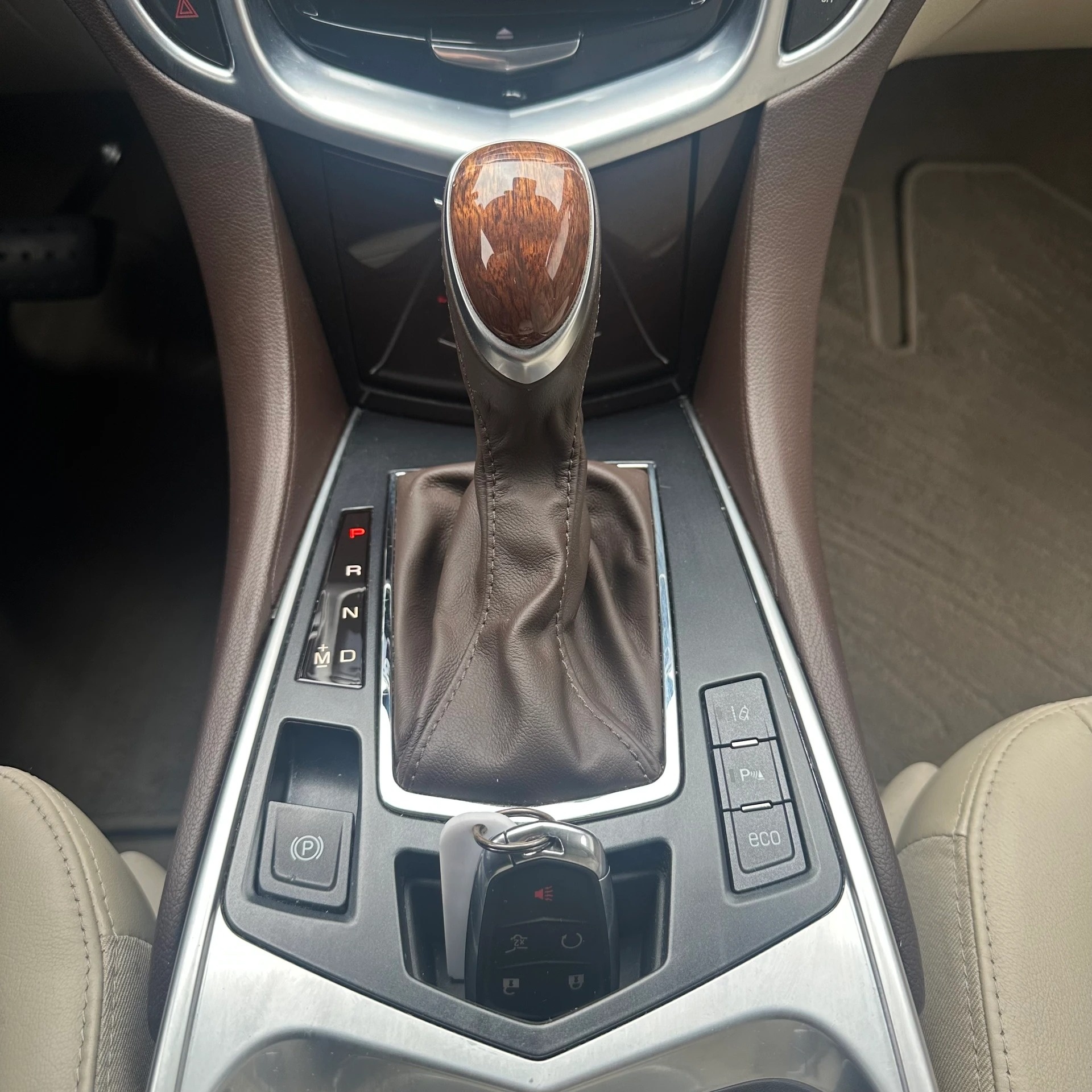 CADILLAC SRX 3.6 V6 Premium 4WD Automatic-image-20