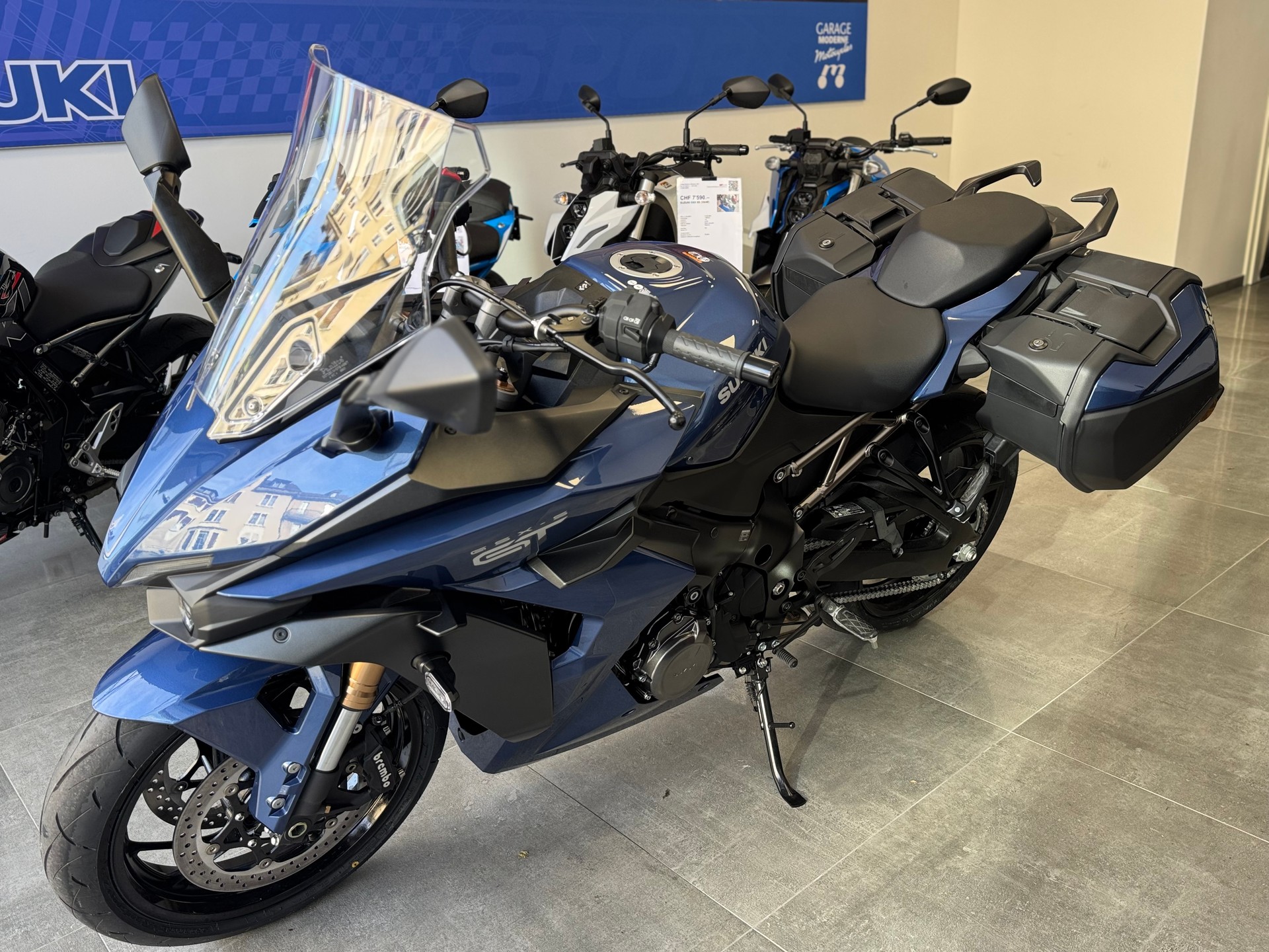 SUZUKI GSX-S 1000 GT Travel-image-5