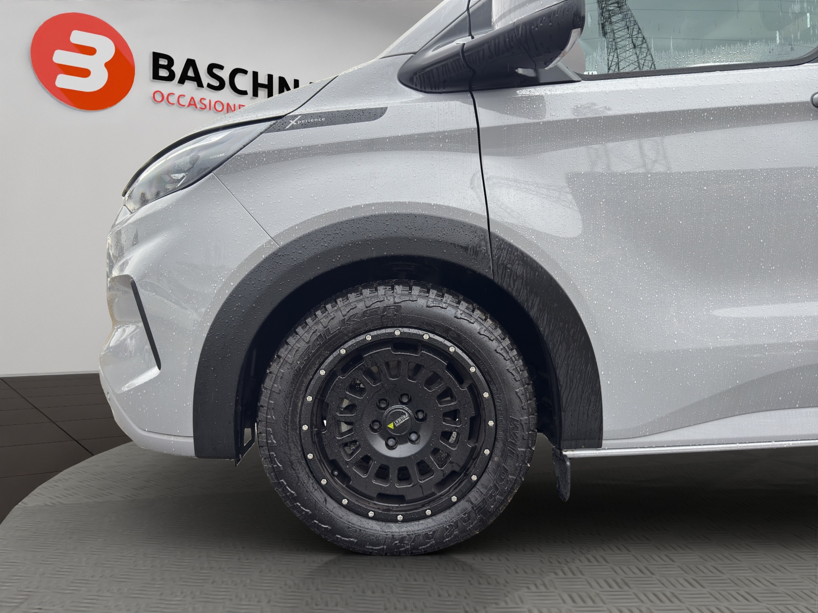 FORD WESTFALIA-showroom-element-3