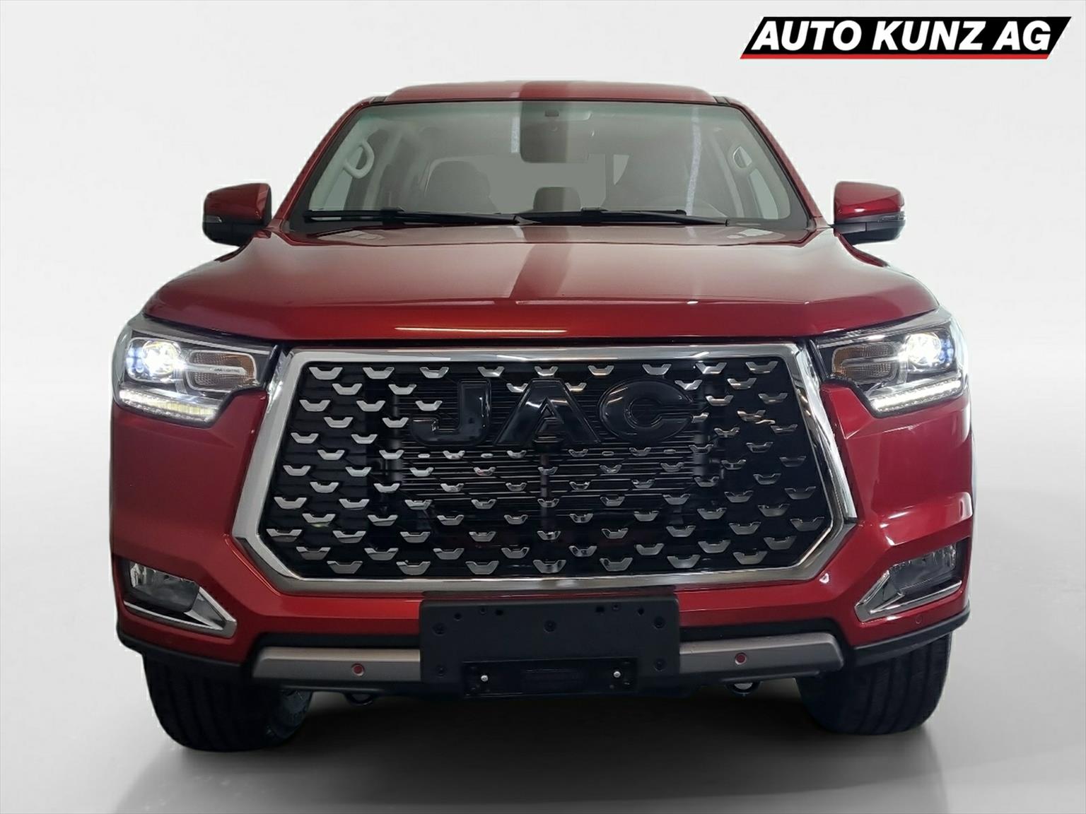 JAC T8 Pro Diesel 2.0Di AWD AHK 3.5T-showroom-element-2