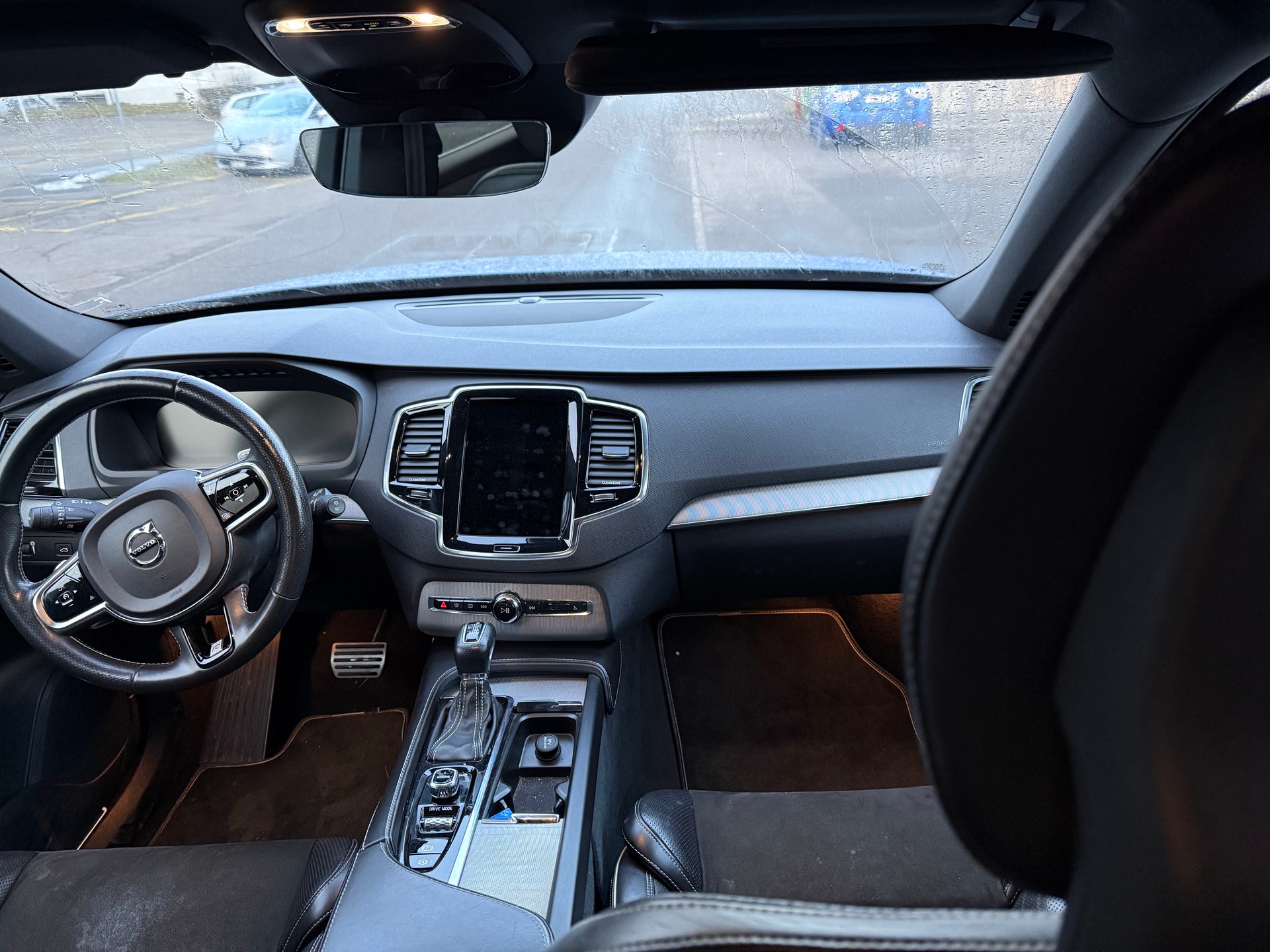 VOLVO XC90 T6 AWD R-Design Geartronic-image-10