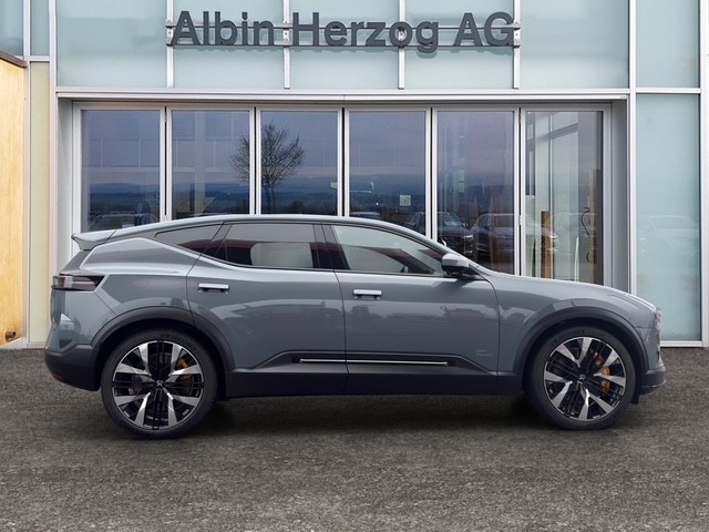POLESTAR 3 Long Range Dual Motor Performance-image-4