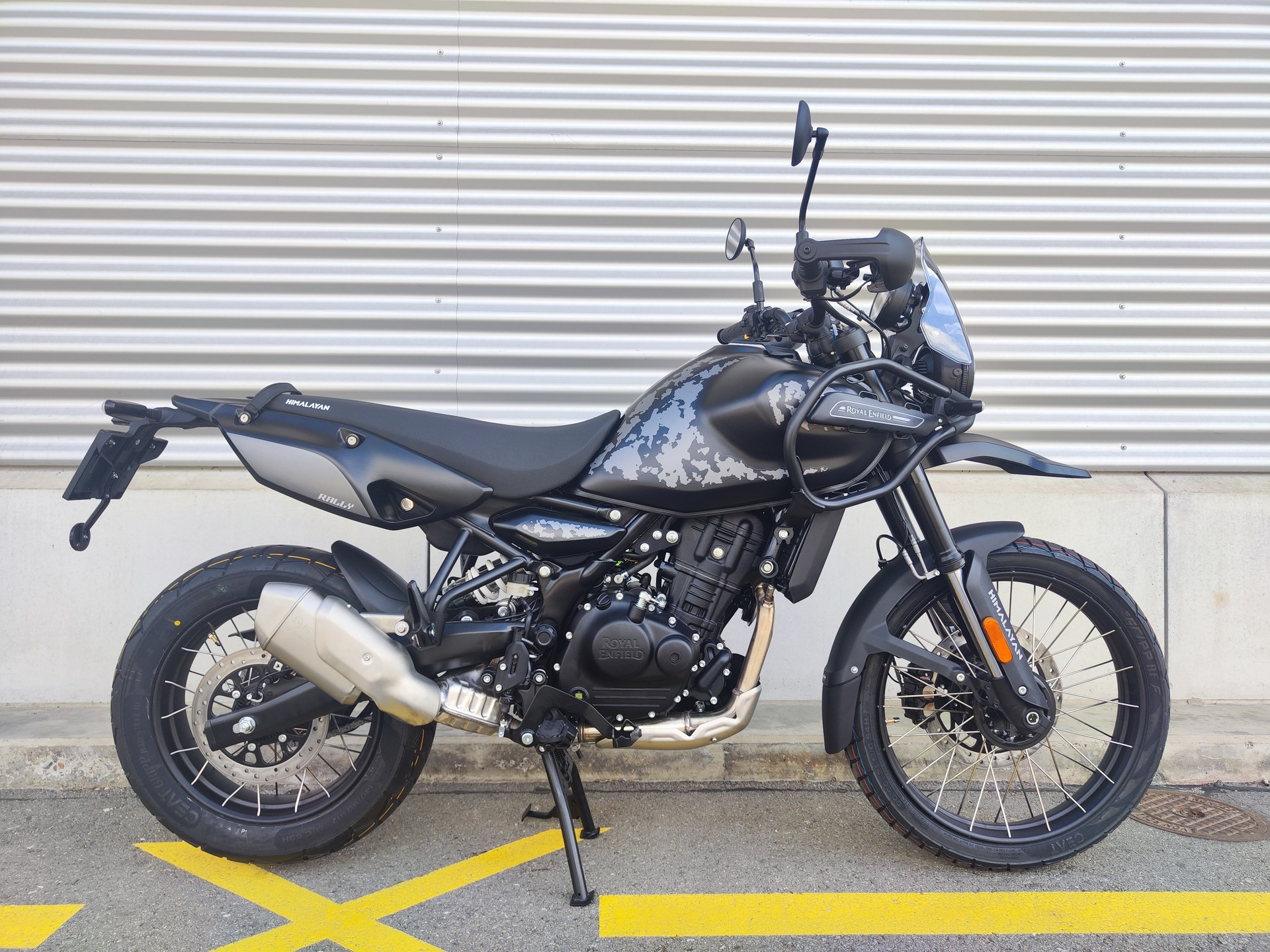 ROYAL ENFIELD Himalayan 452 Tubeless-image-0
