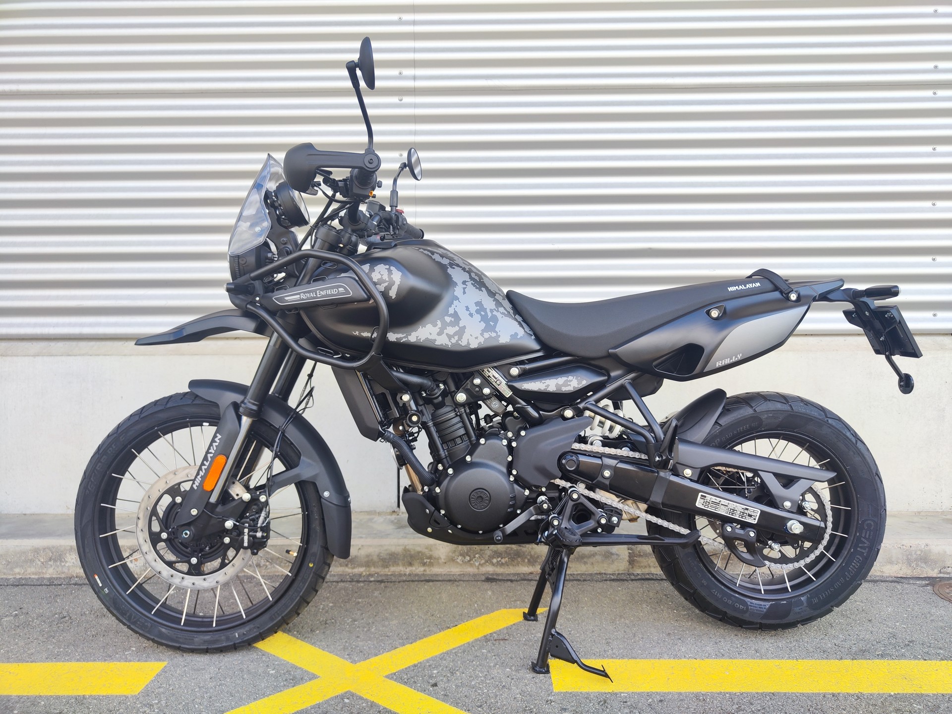 ROYAL ENFIELD Himalayan 452 Tubeless-image-1