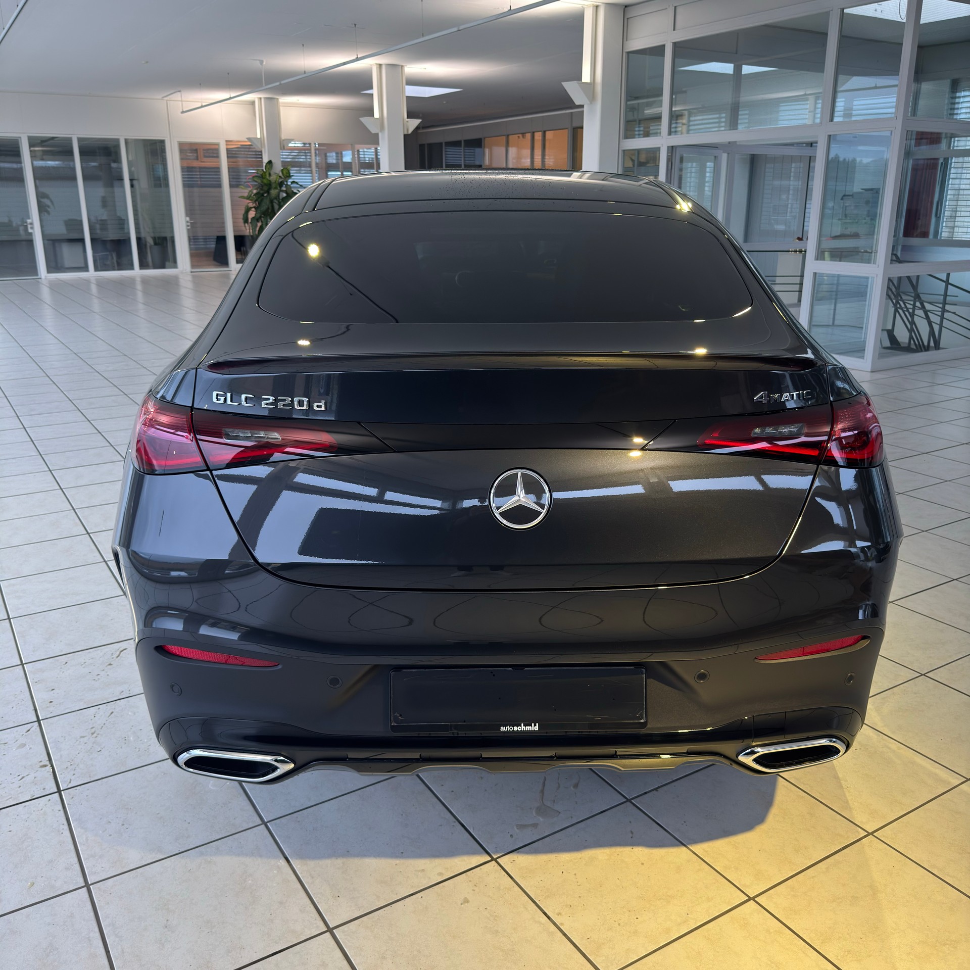 MERCEDES-BENZ GLC 220 d 4MATIC Coupé-image-5