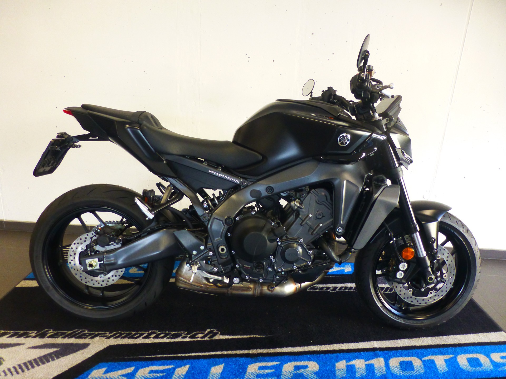YAMAHA MT-09 Platin Edition-image-0
