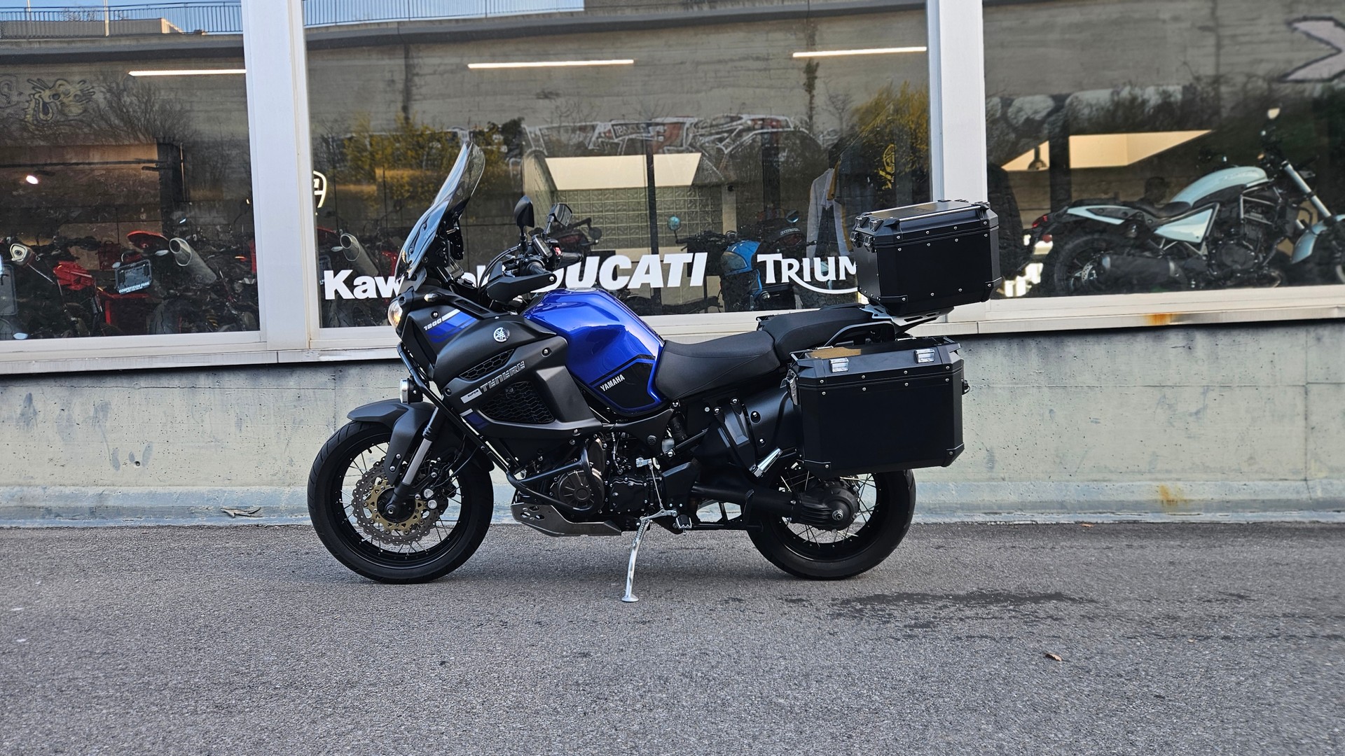 YAMAHA XT 1200 ZE Super Ténéré-image-1