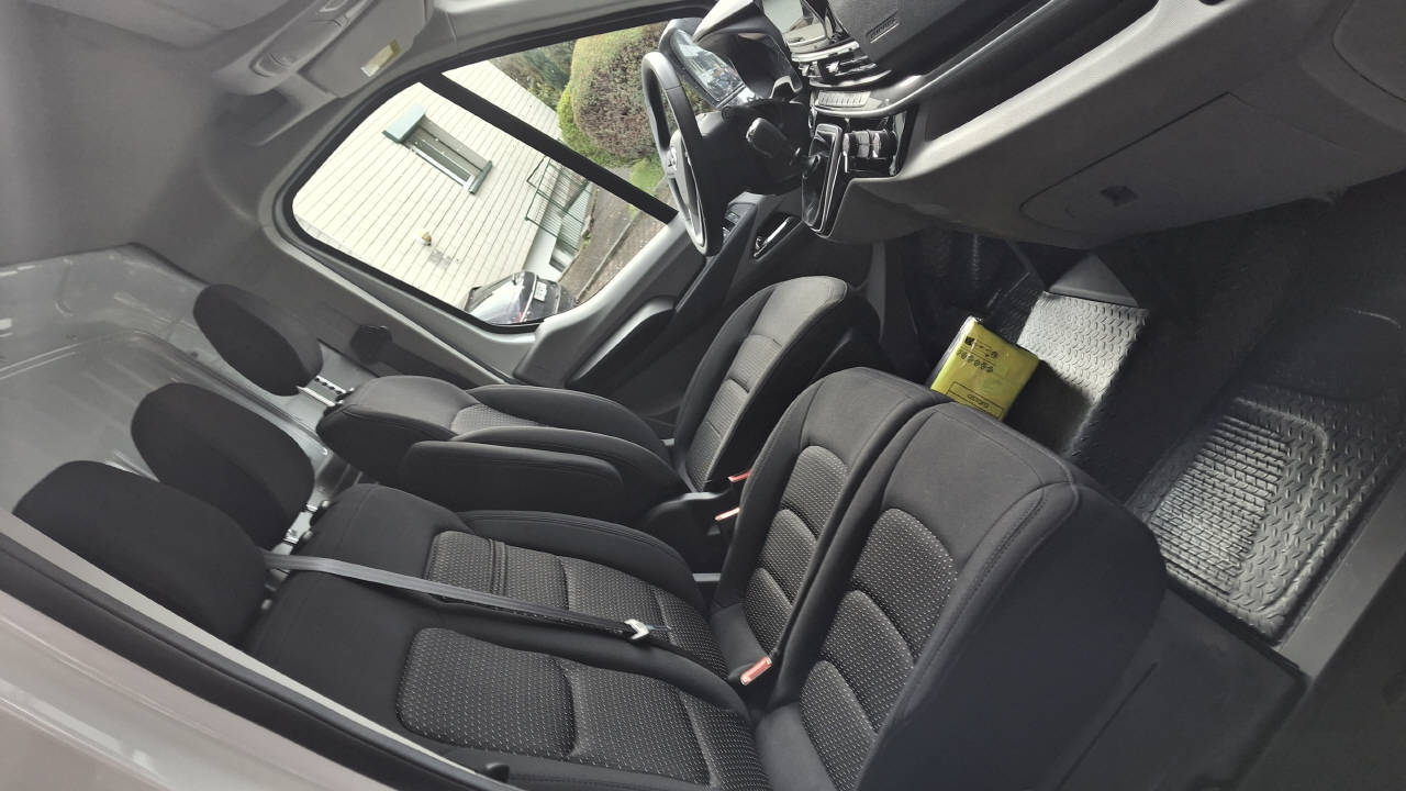 MAXUS Deliver 9 Kaw. L3H2 2.0 TD Luxury-image-10