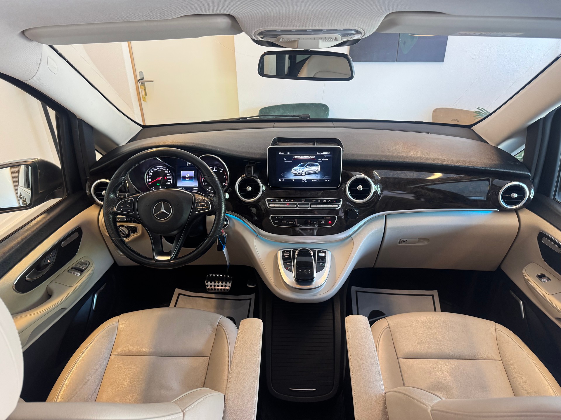 MERCEDES-BENZ V 250 d Avantgarde lang 7G-Tronic *7 Plätzer *CH-Fahrzeug*-image-11