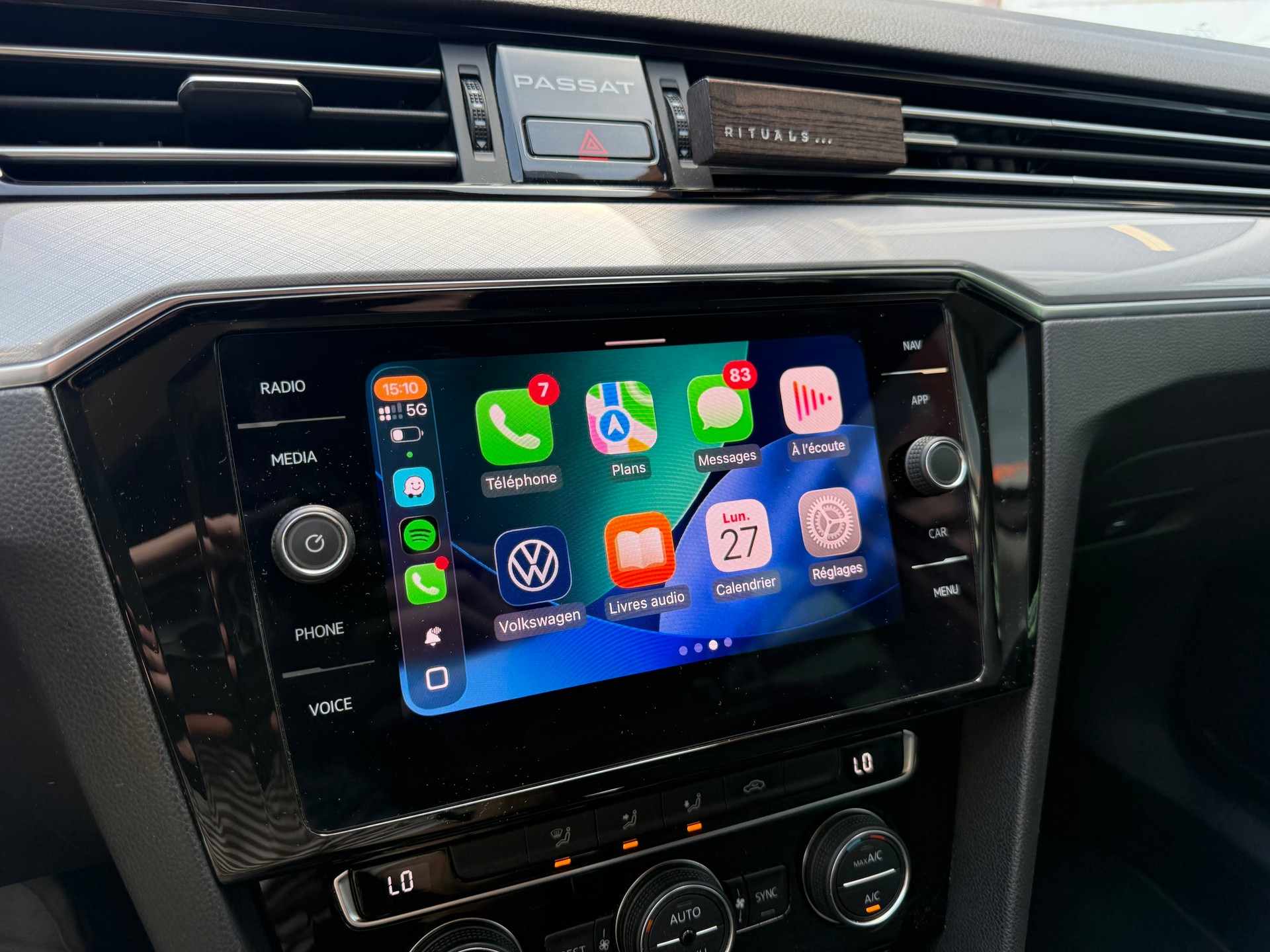 VW Passat Variant 1.5 TSI EVO Business DSG-image-8