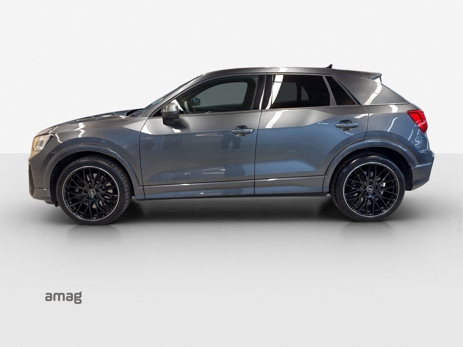 AUDI SQ2 TFSI quattro S-tronic-showroom-element-1
