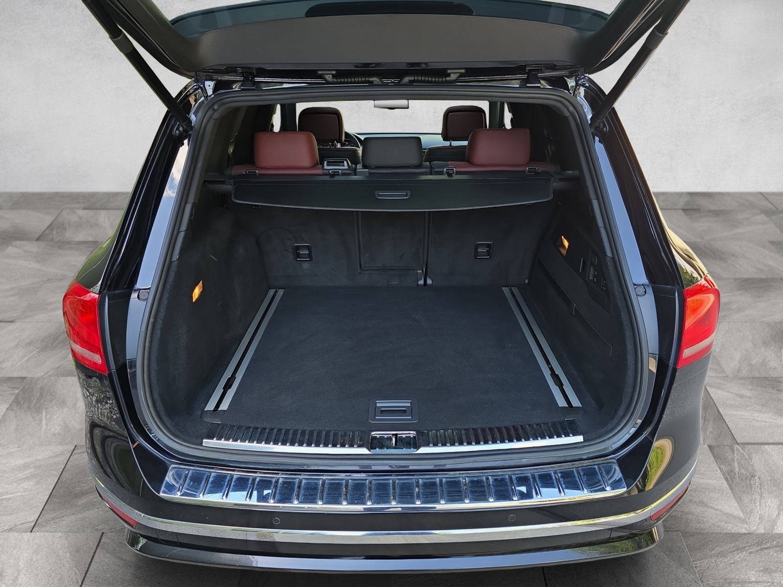 VW Touareg 3.0 TDI BMT Terrain Tech R-Line EXCLUSIVE Peak (Mit Sperren!)-image-27