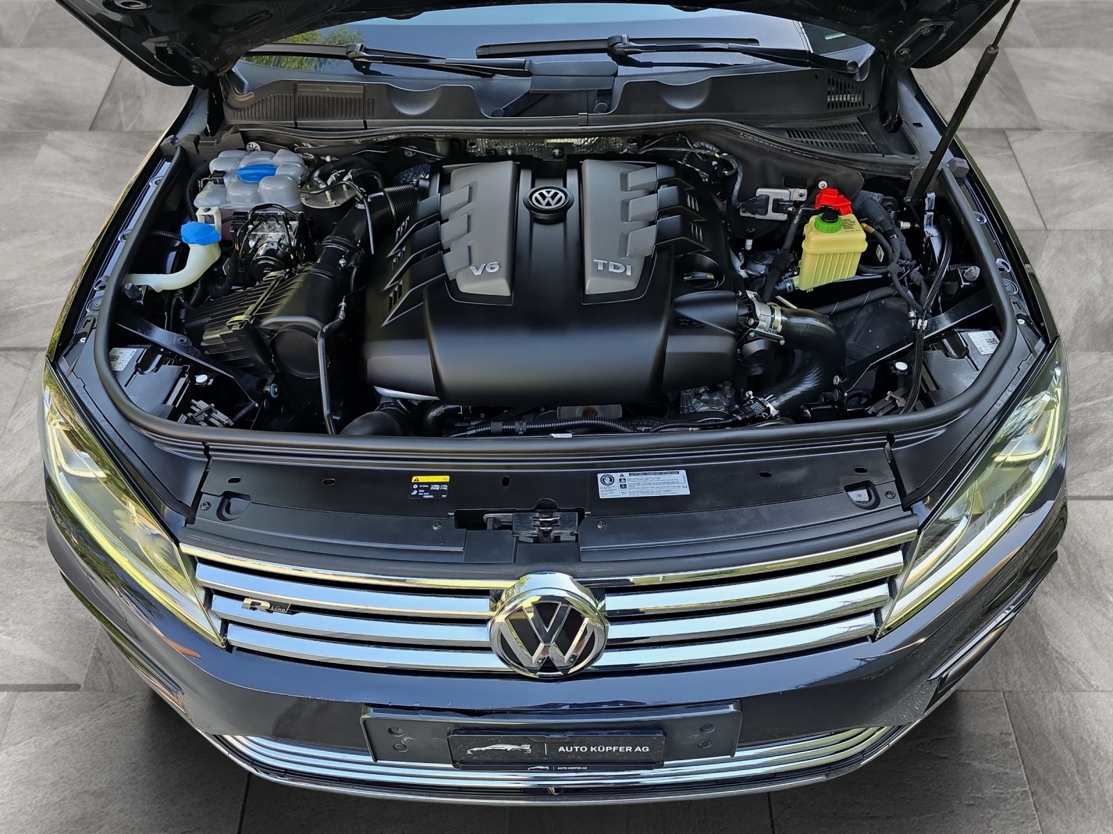VW Touareg 3.0 TDI BMT Terrain Tech R-Line EXCLUSIVE Peak (Mit Sperren!)-image-31