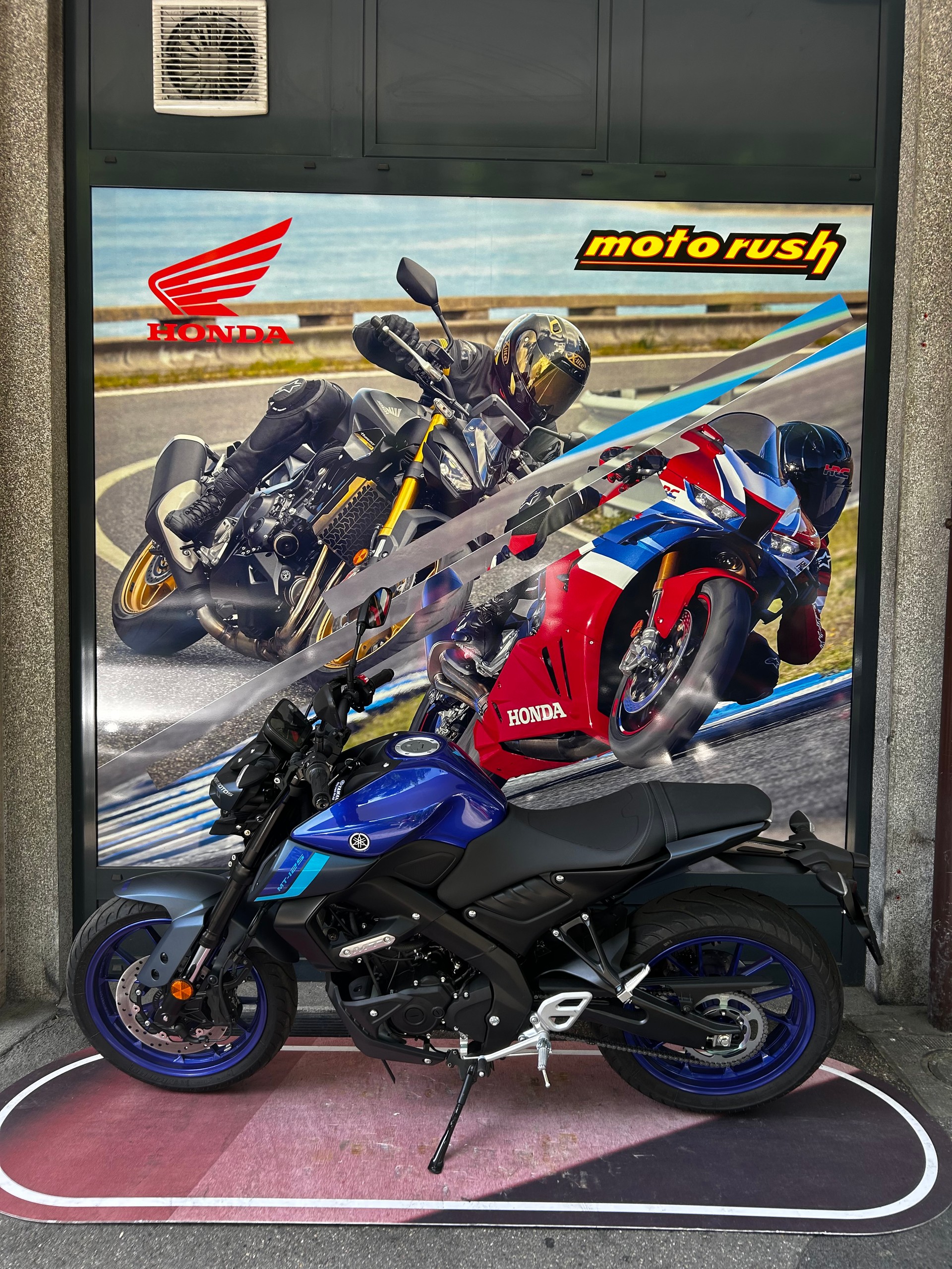 YAMAHA MT-125 ABS-image-1