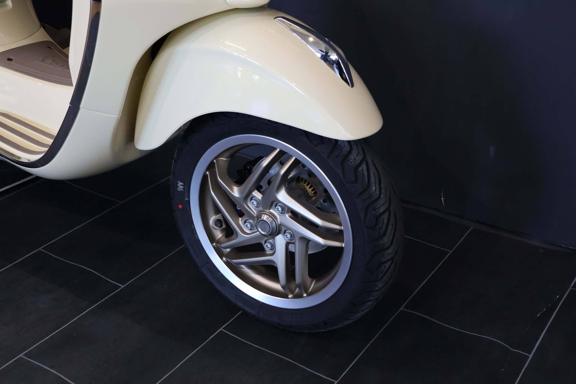 PIAGGIO Vespa Primavera 125 S E5+ MY26 (4 Jahre Garantie)-image-13