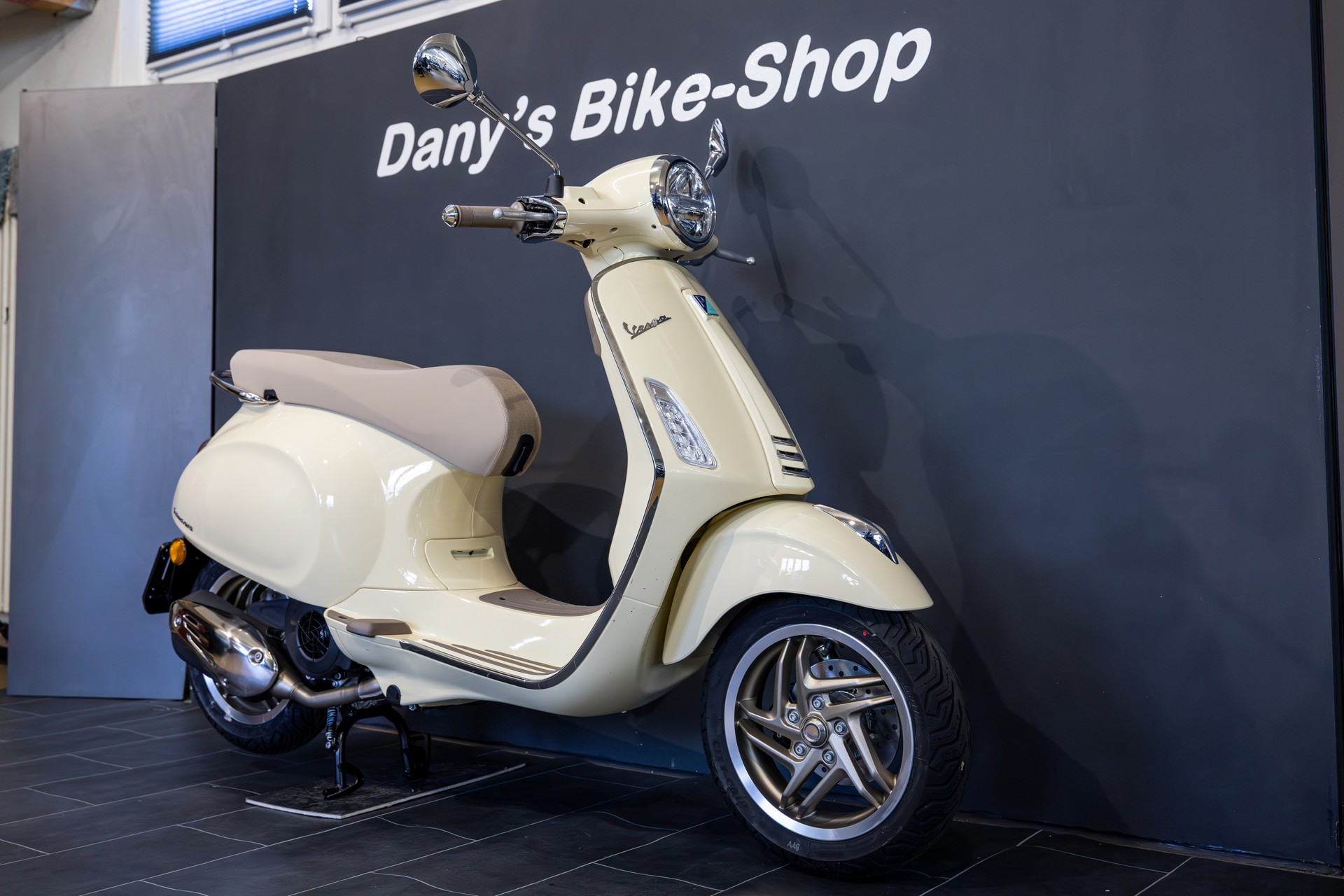 PIAGGIO Vespa Primavera 125 S E5+ MY26 (4 Jahre Garantie)-image-1