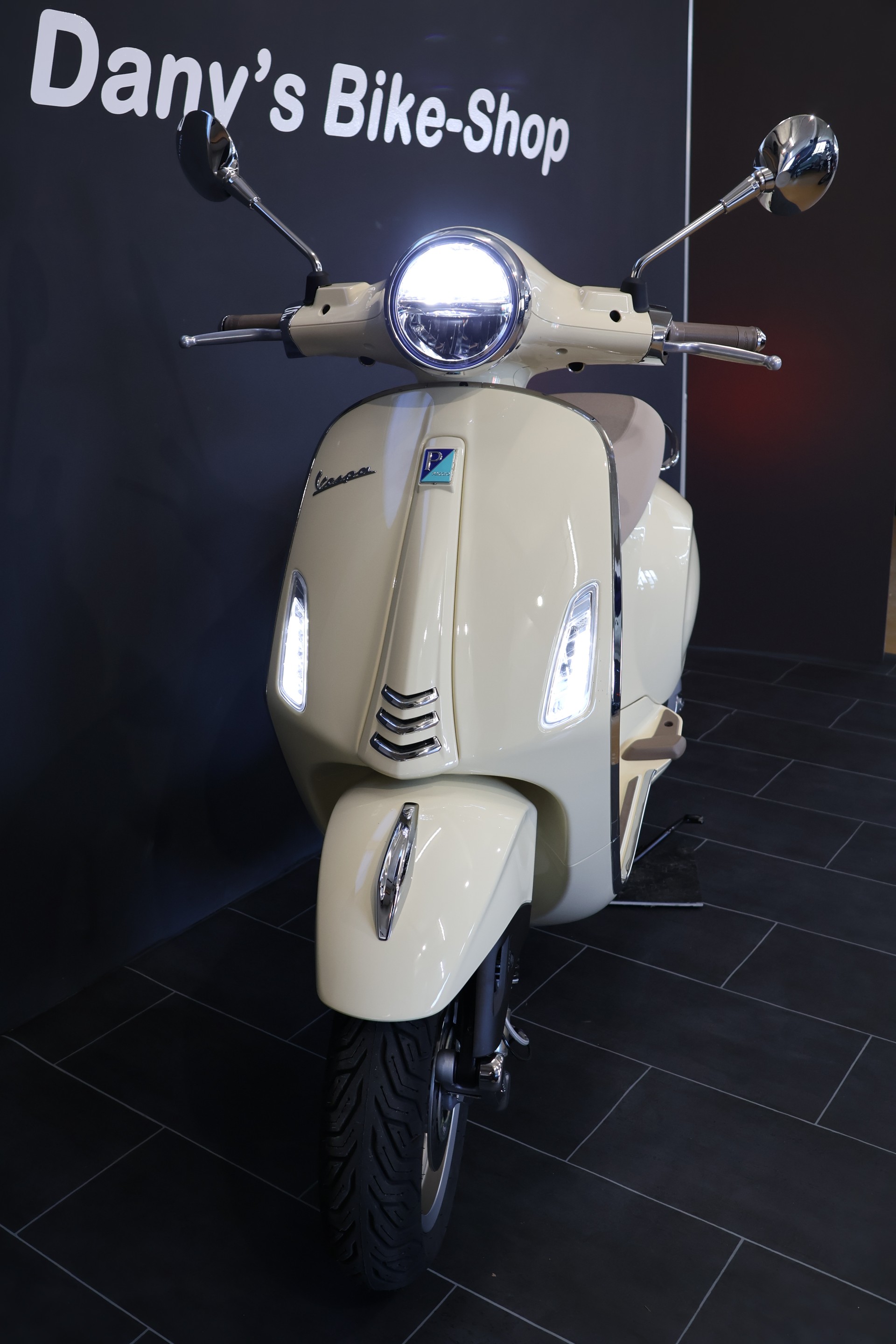 PIAGGIO Vespa Primavera 125 S E5+ MY26 (4 Jahre Garantie)-image-11