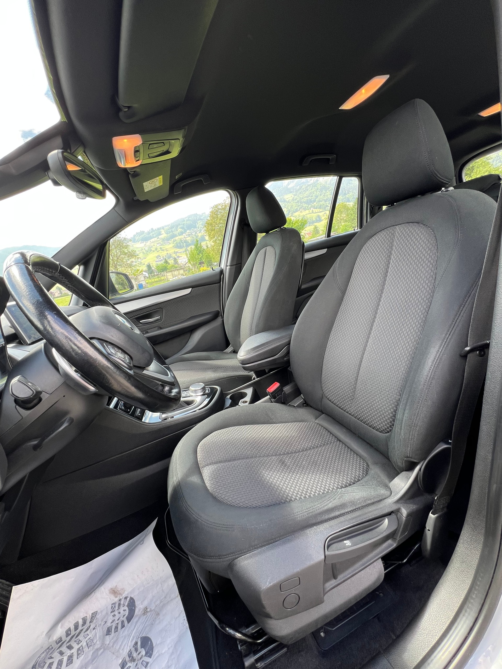 BMW 218d Gran Tourer Steptronic 7-Plätzer (CHF 149.15/Monat)-image-9
