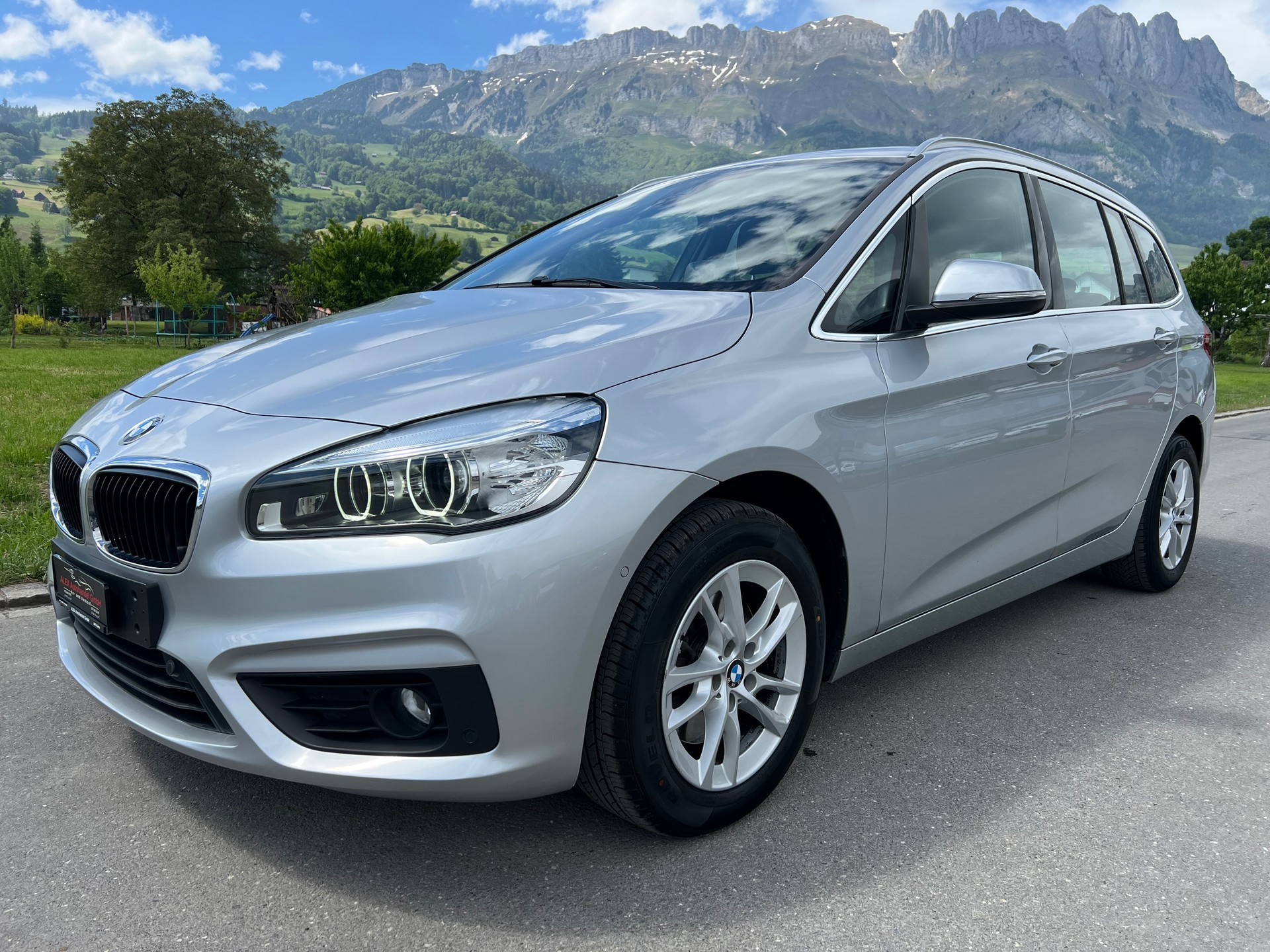 BMW 218d Gran Tourer Steptronic 7-Plätzer (CHF 149.15/Monat)