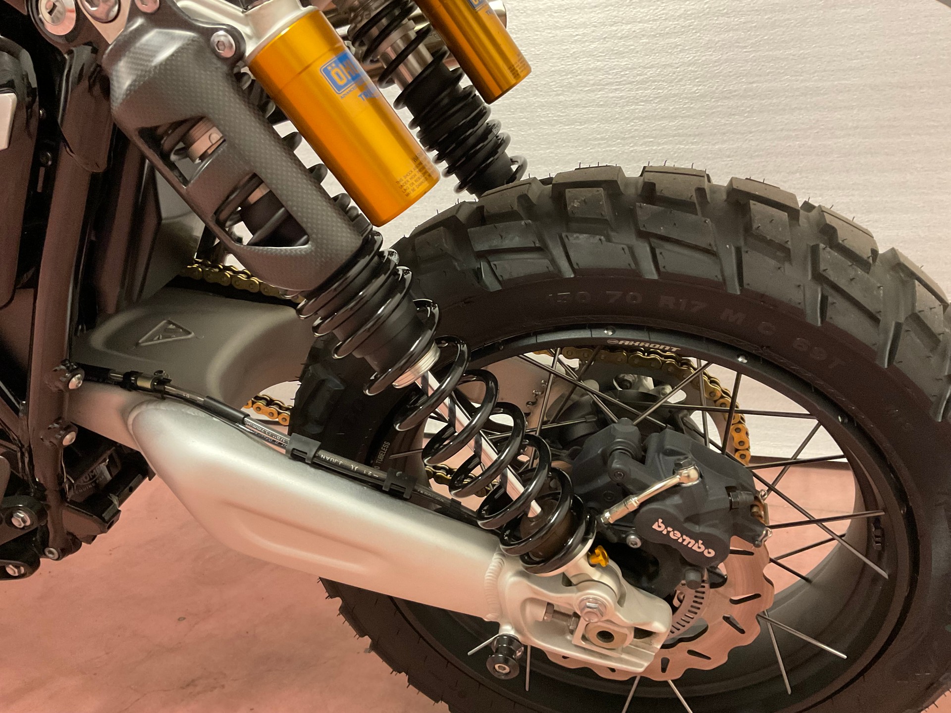 TRIUMPH Scrambler 1200 XE Special Edition-image-10
