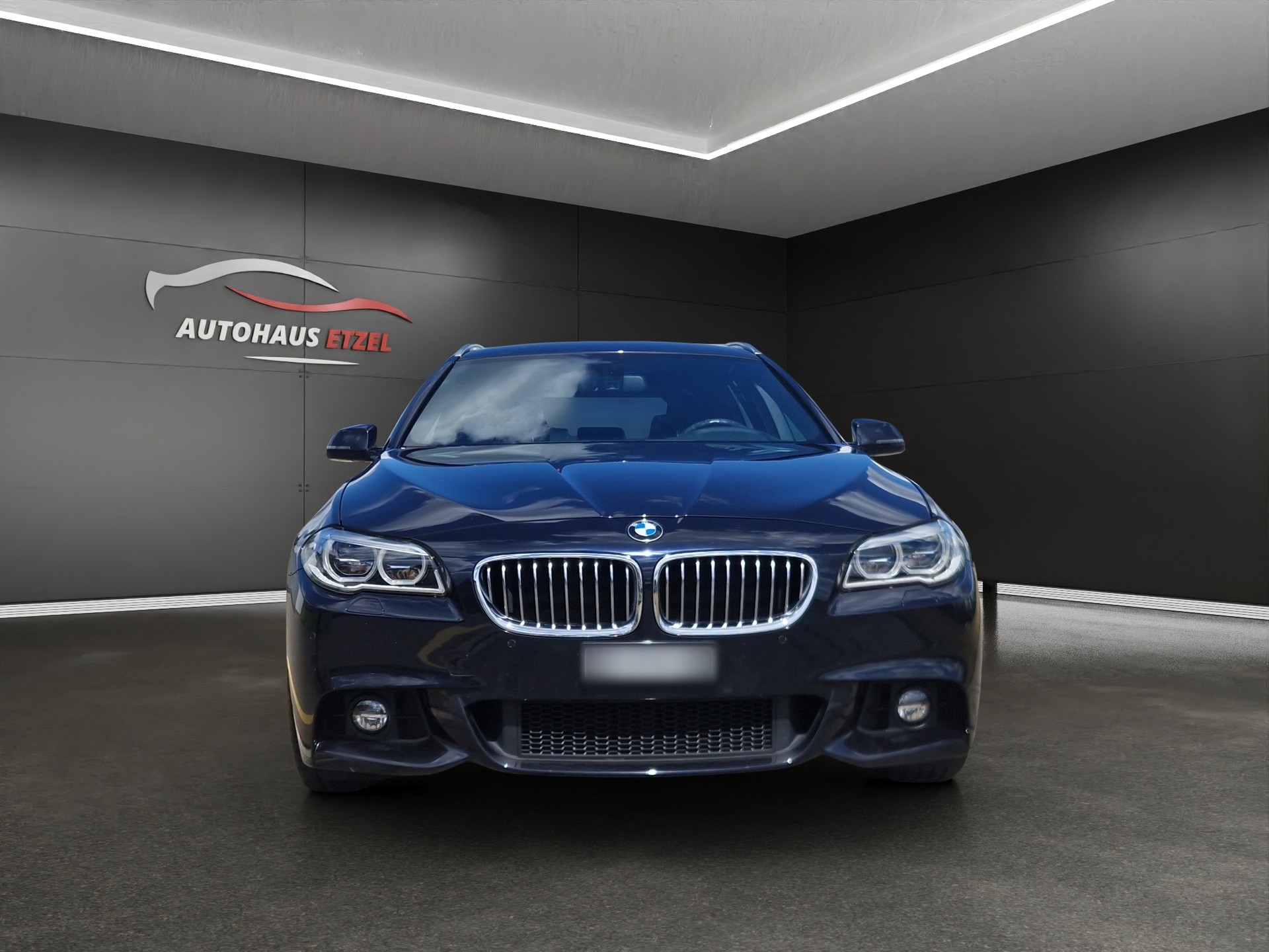 BMW 528i MSport Touring xDrive Steptronic-image-7