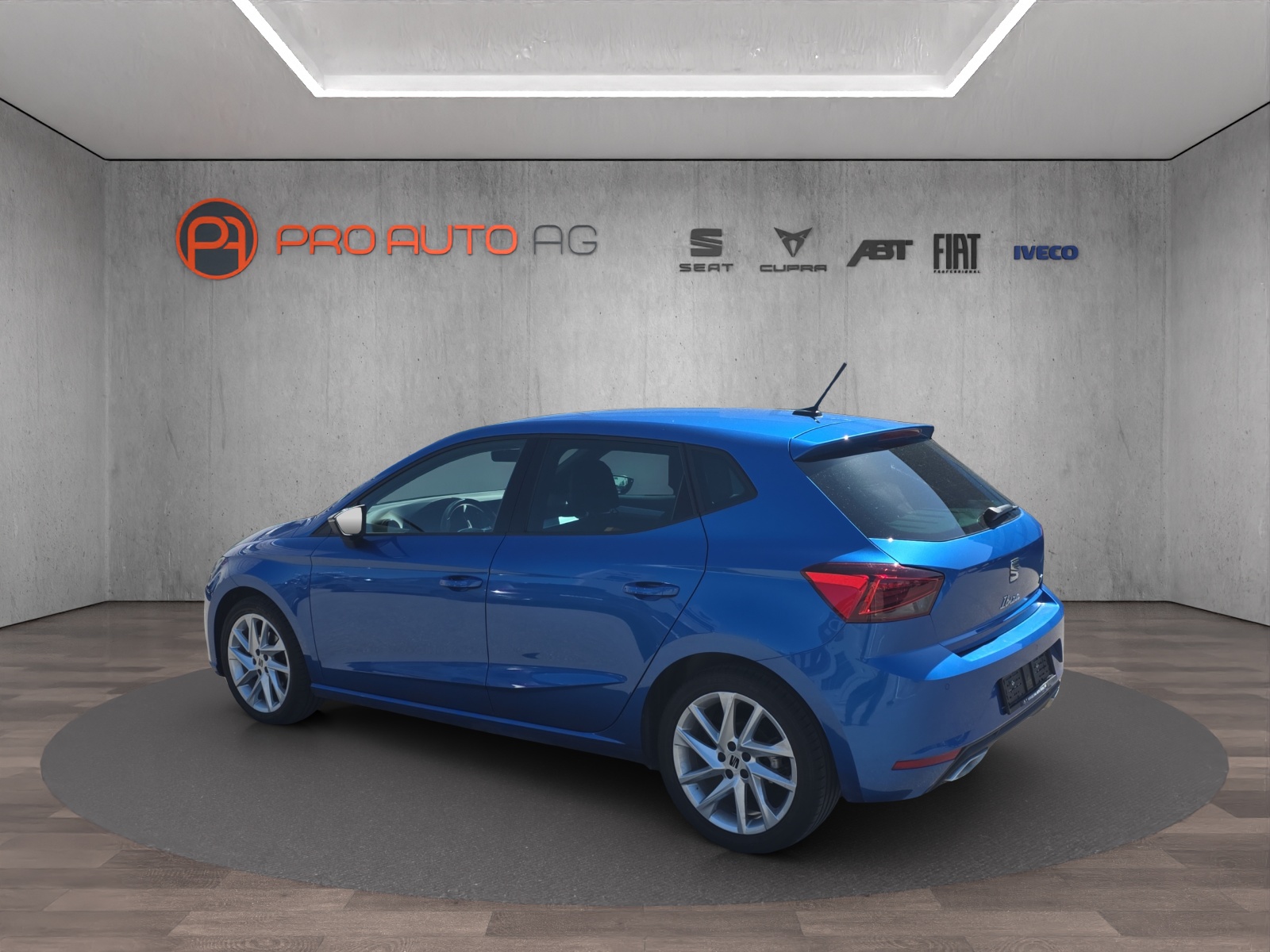 SEAT Ibiza 1.0 EcoTSI Hola FR-showroom-element-2