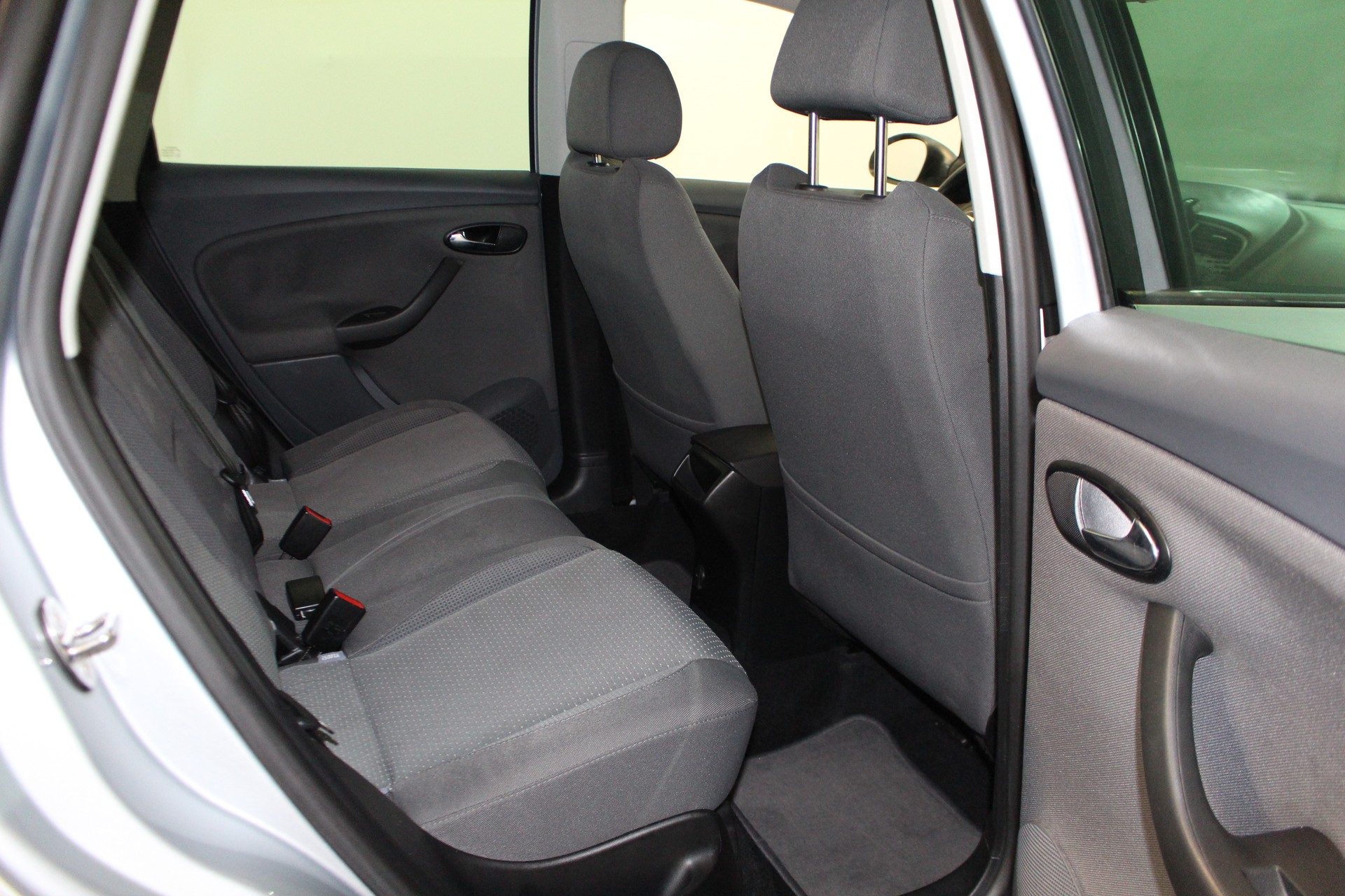 SEAT Altea 2.0 TDI DPF Stylance DSG-image-9